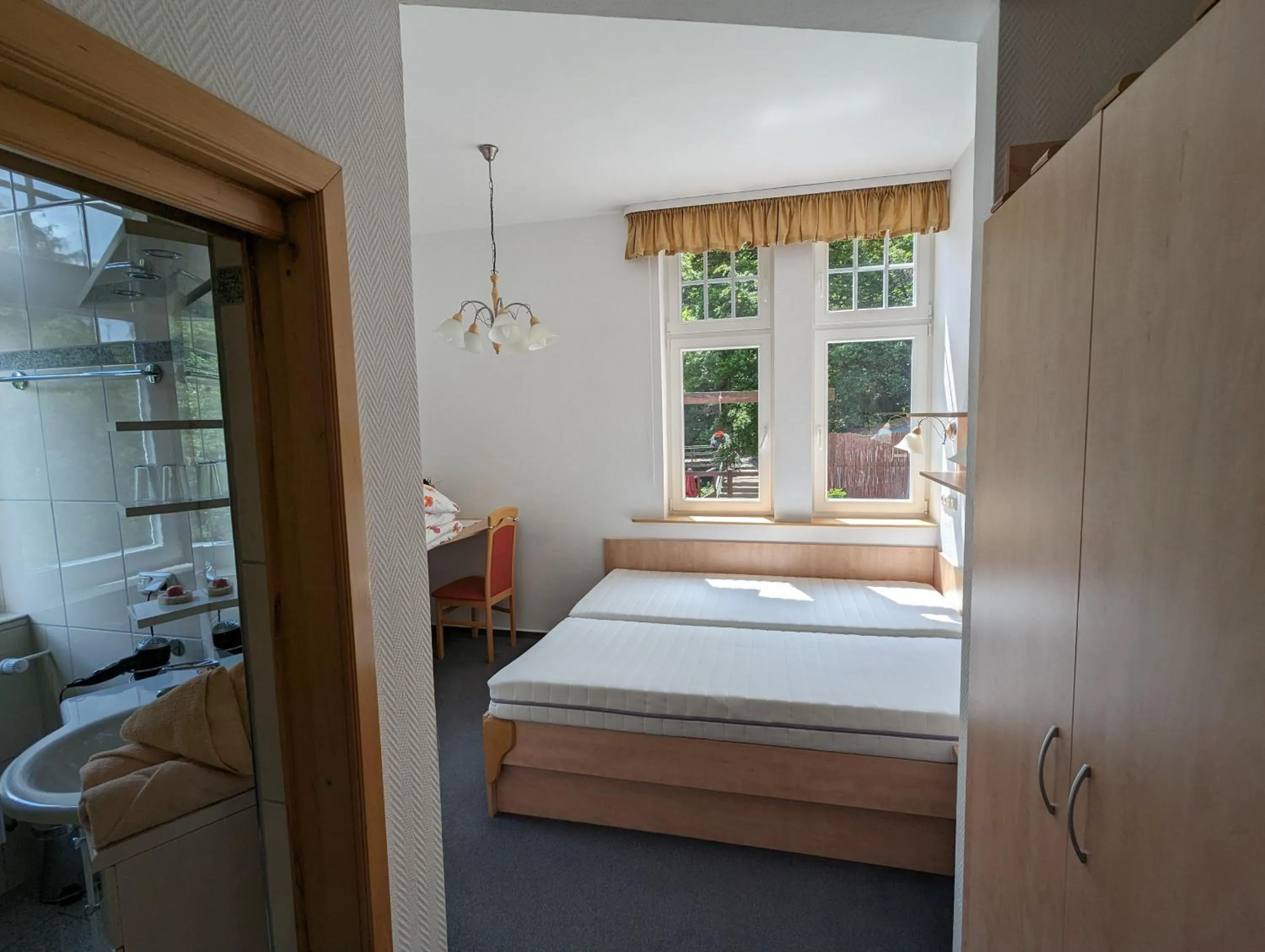Bed in Waldgasthaus & Berghotel Steinerne Renne