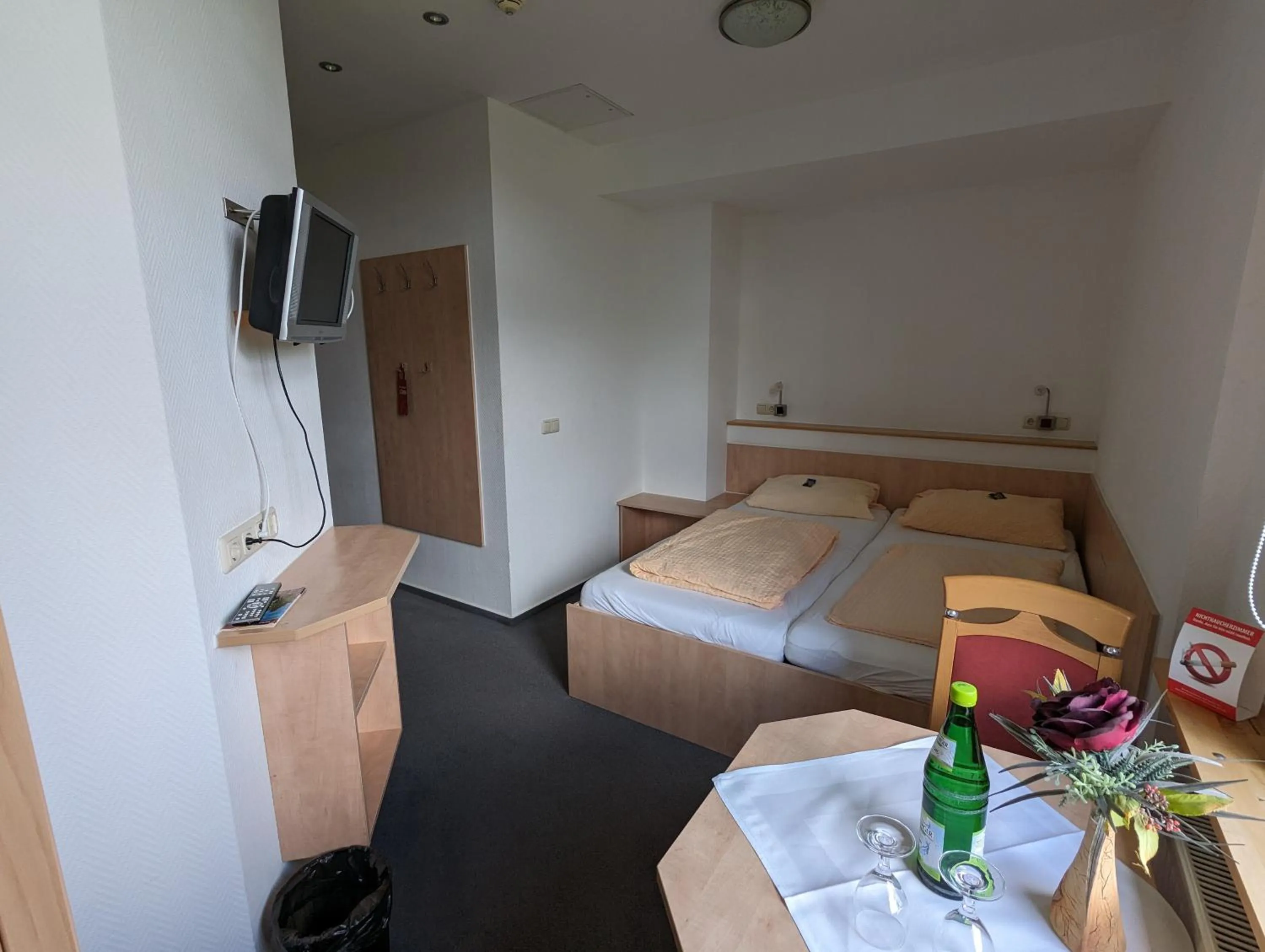 TV and multimedia, Bed in Waldgasthaus & Berghotel Steinerne Renne