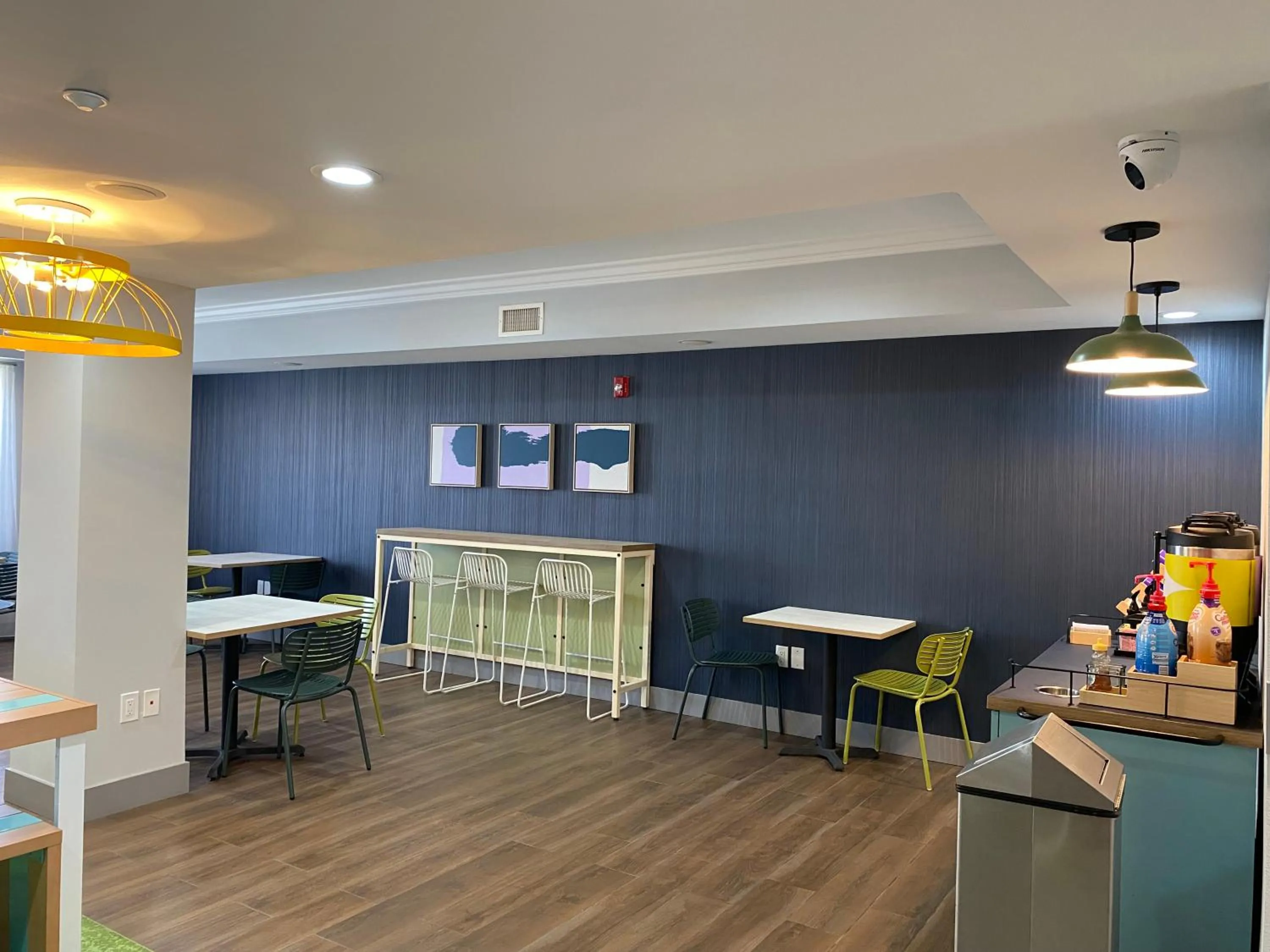 Breakfast in Spark by Hilton Yucca Valley Joshua Tree