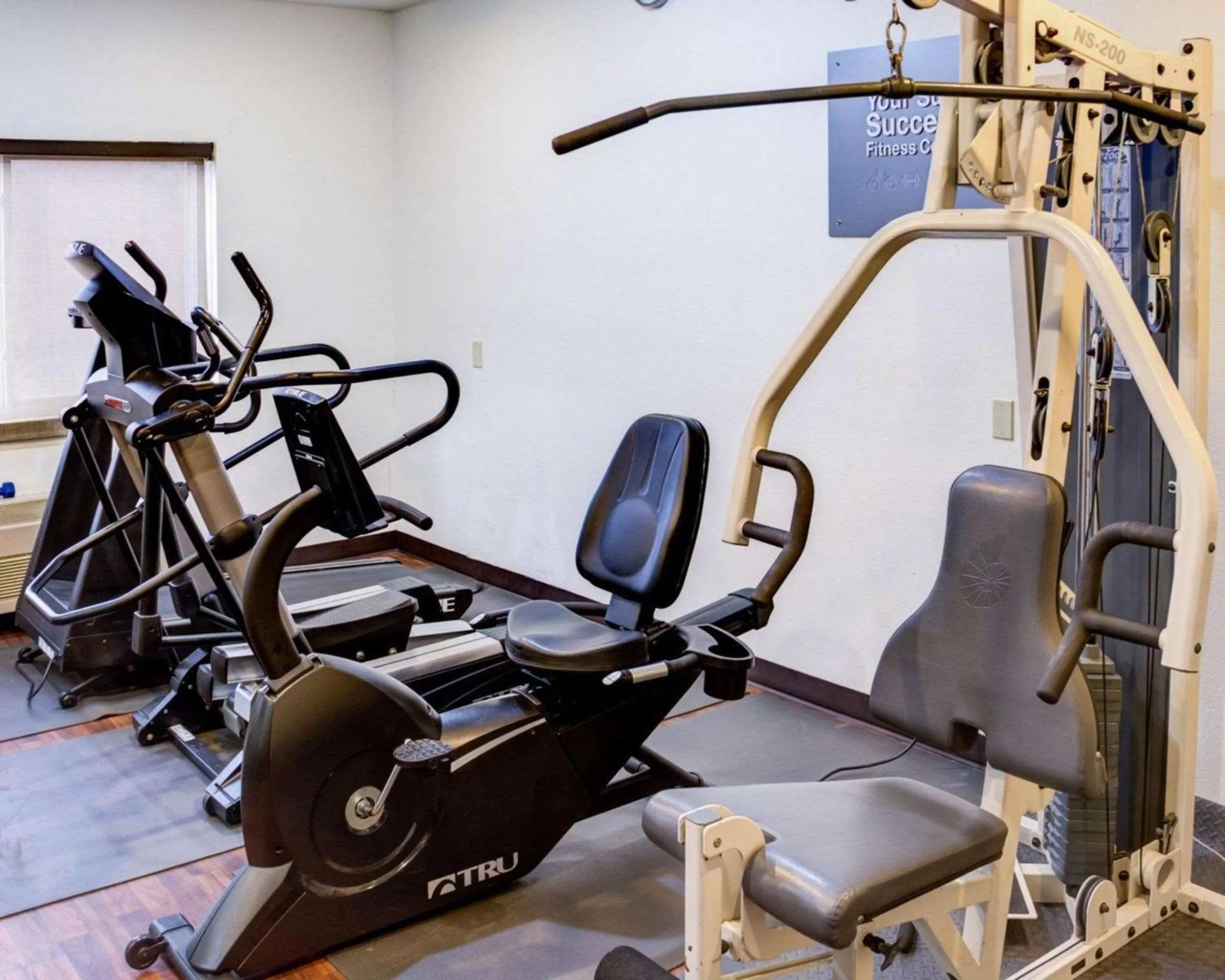 Fitness centre/facilities in Comfort Suites Omaha Northwest