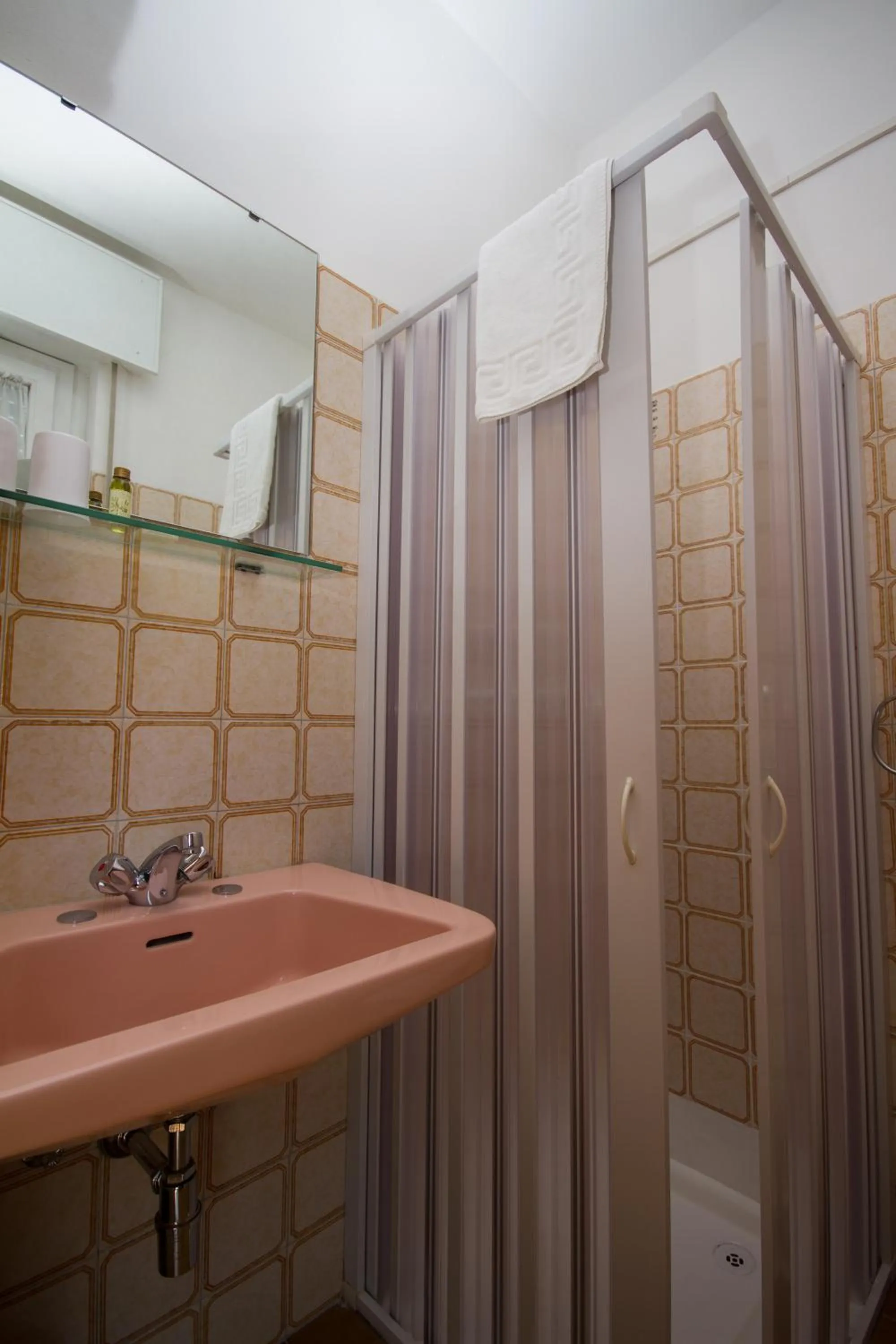 Bathroom in Villa Orchidea