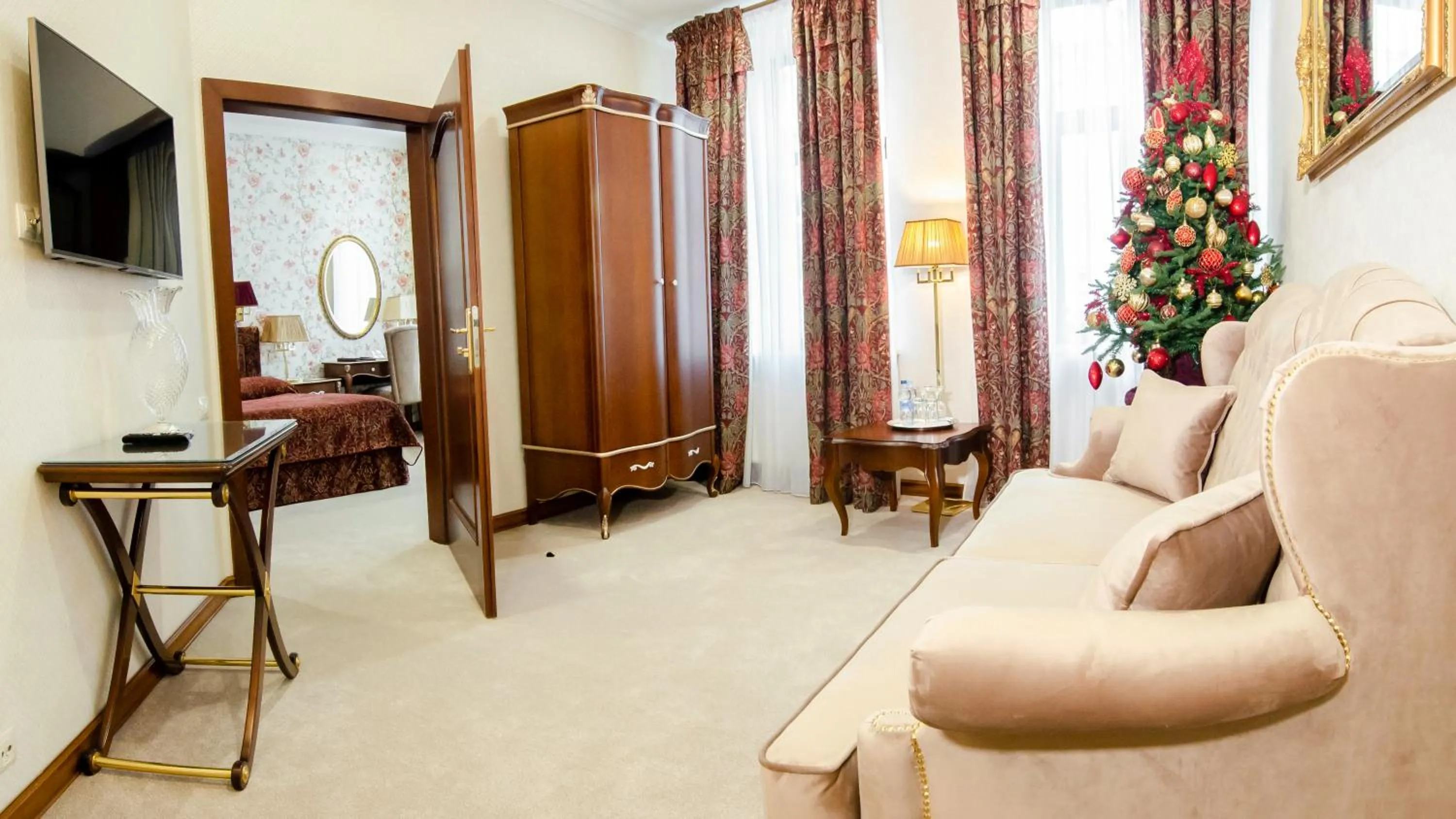 Living room in Swiss Hotel