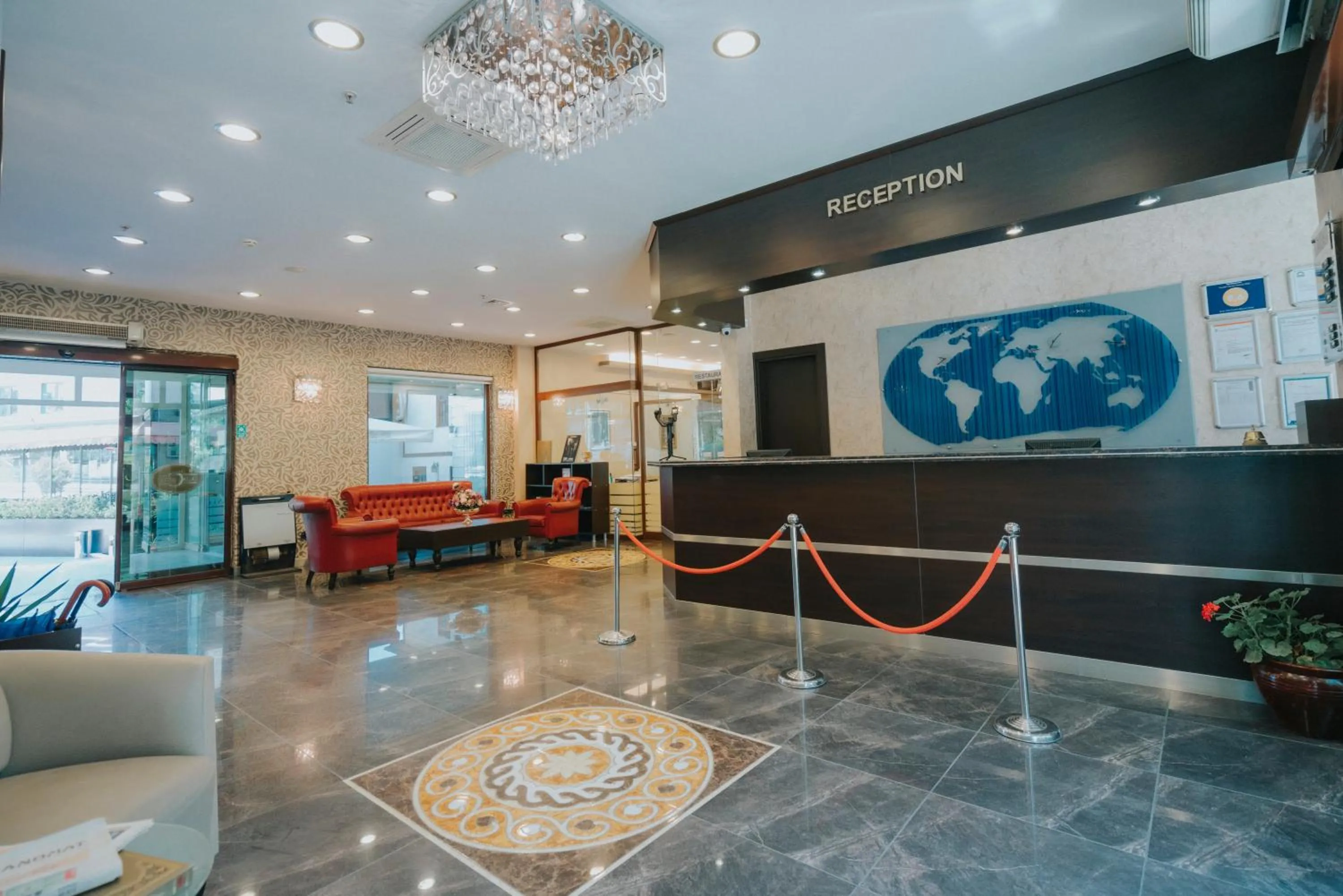 Lobby or reception in 216 Castle Hotel