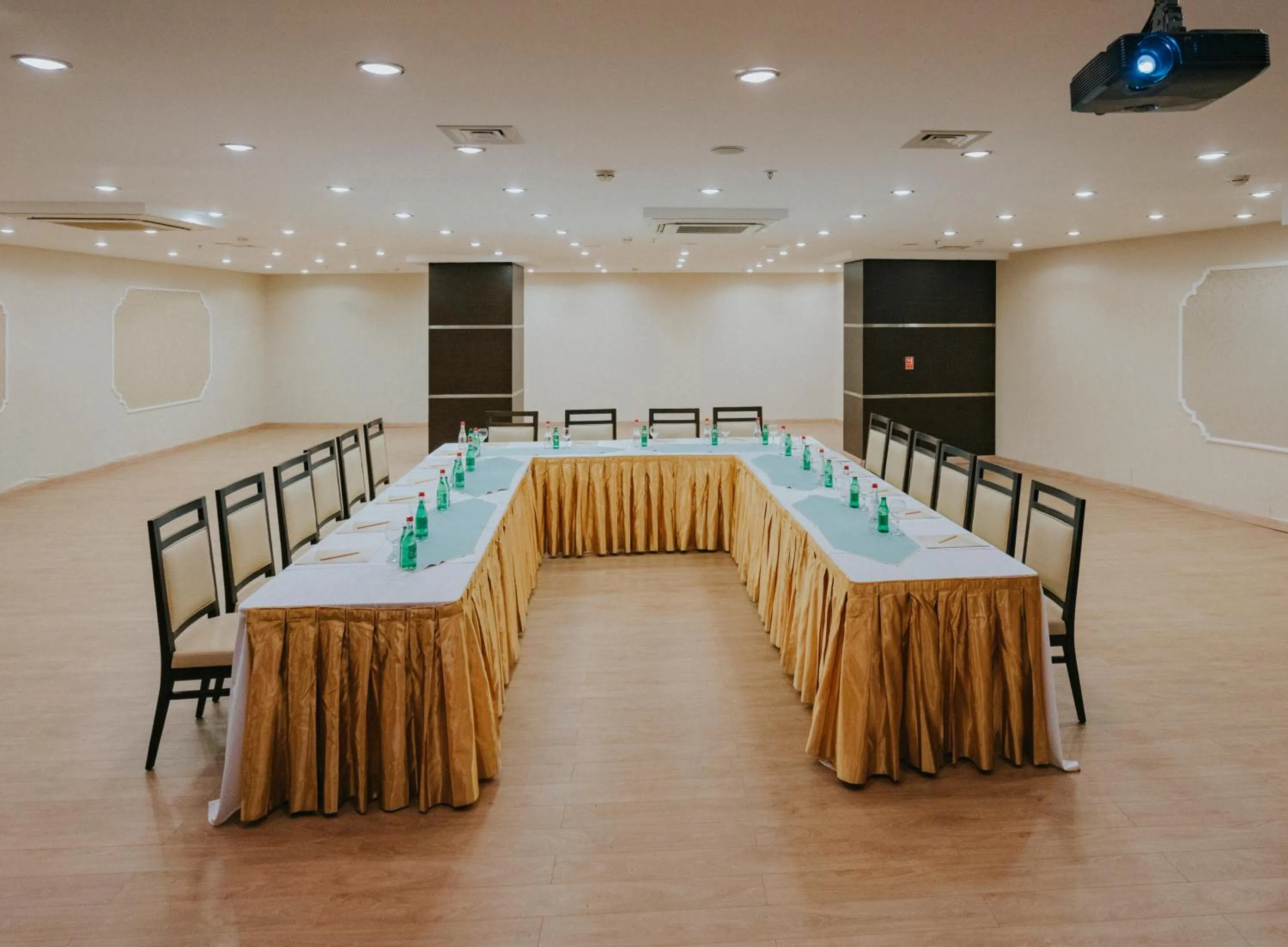 Meeting/conference room in 216 Castle Hotel