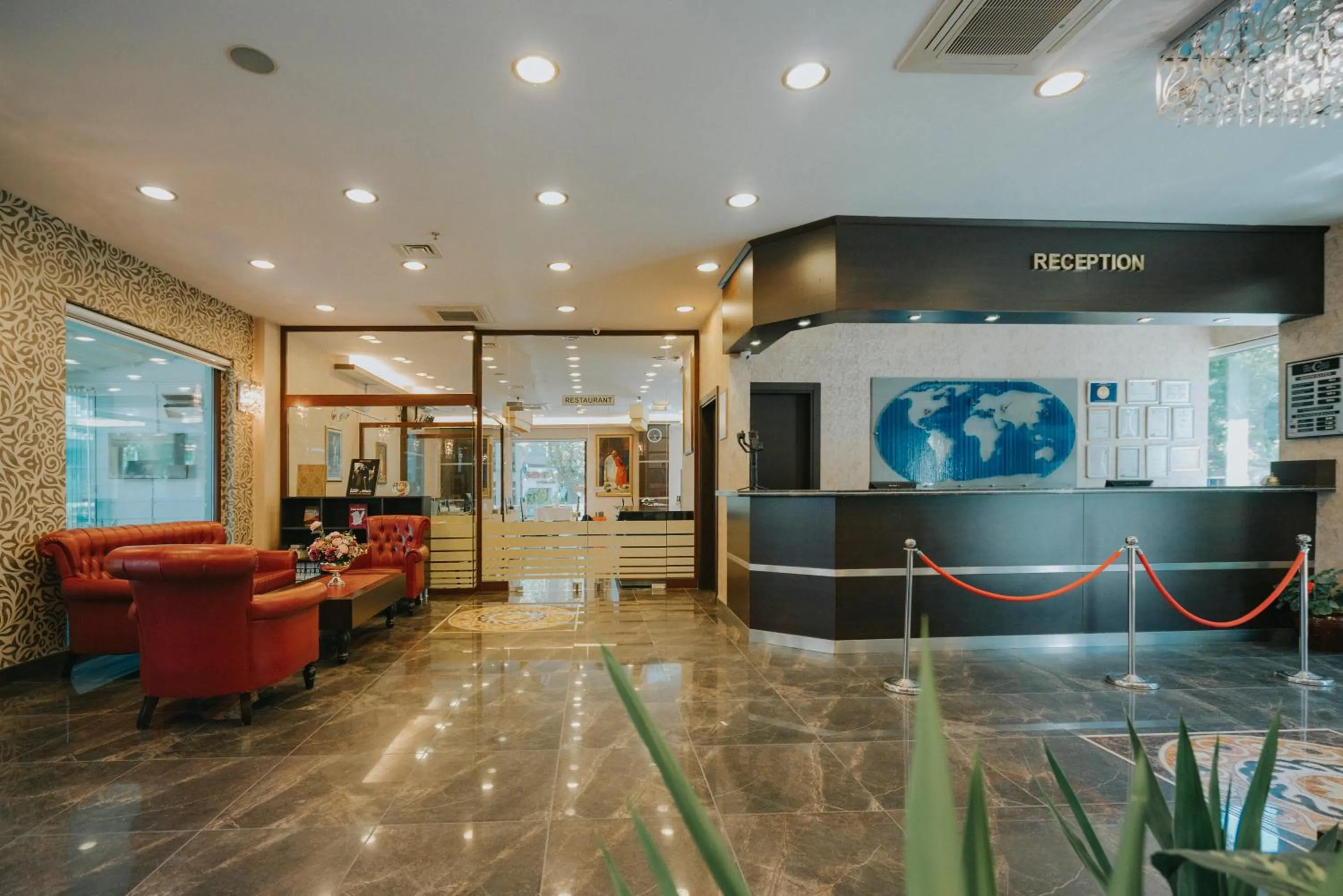 Lobby or reception in 216 Castle Hotel
