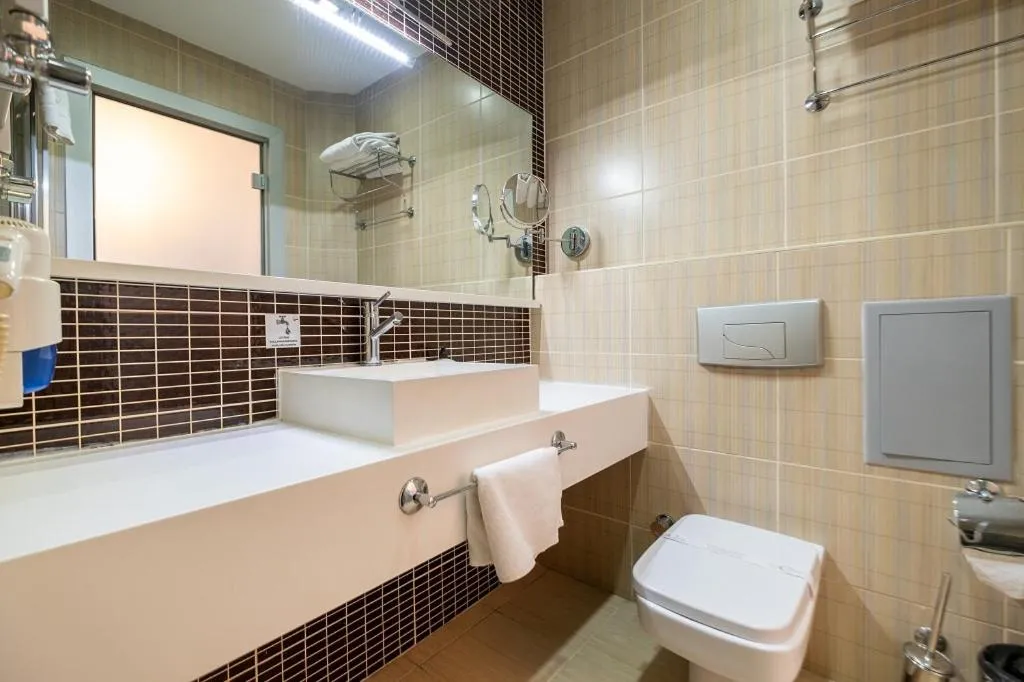 Bathroom in 216 Castle Hotel