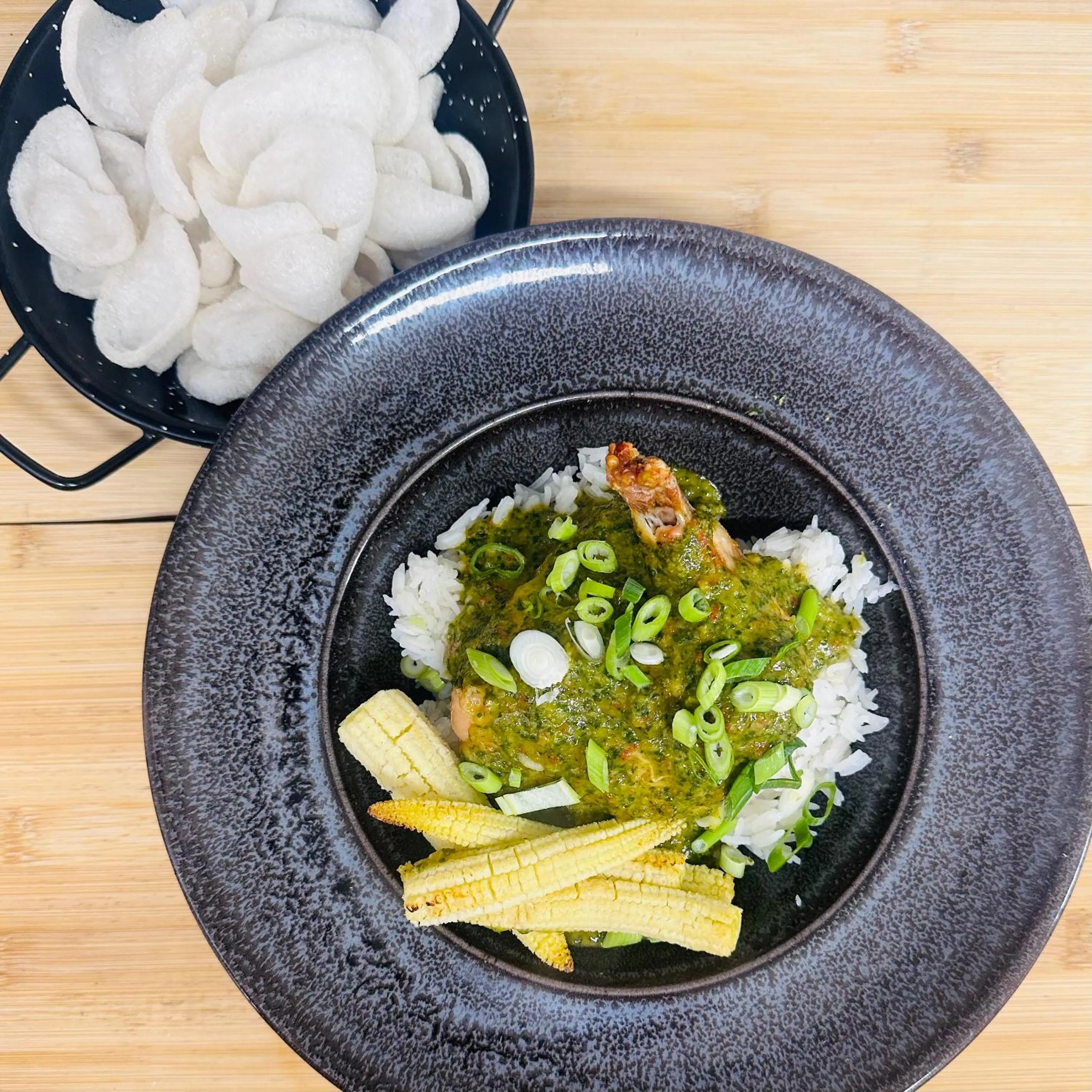 Restaurant/places to eat in The Suffolk Hotel