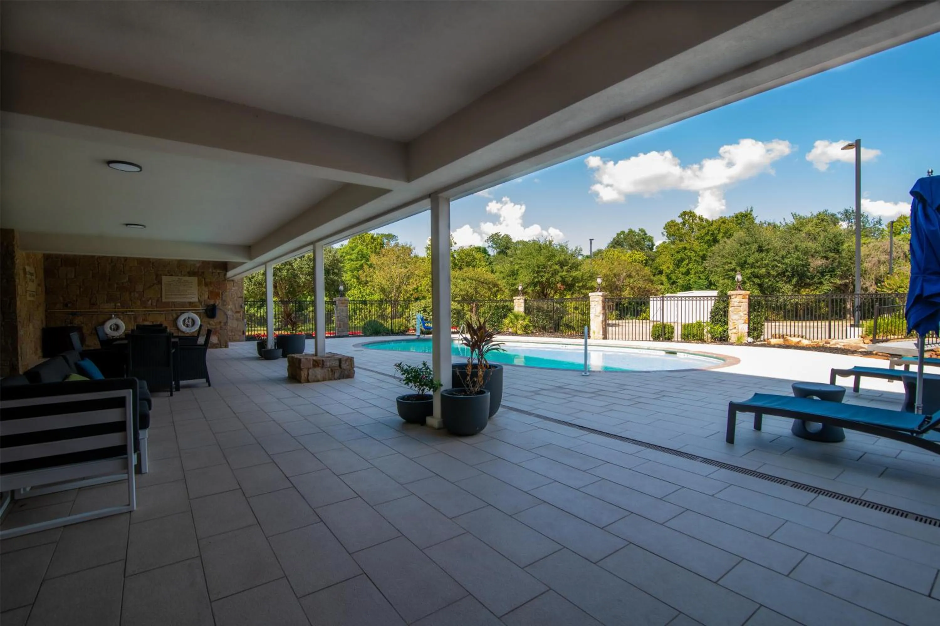 Pool view in Hampton Inn & Suites College Station