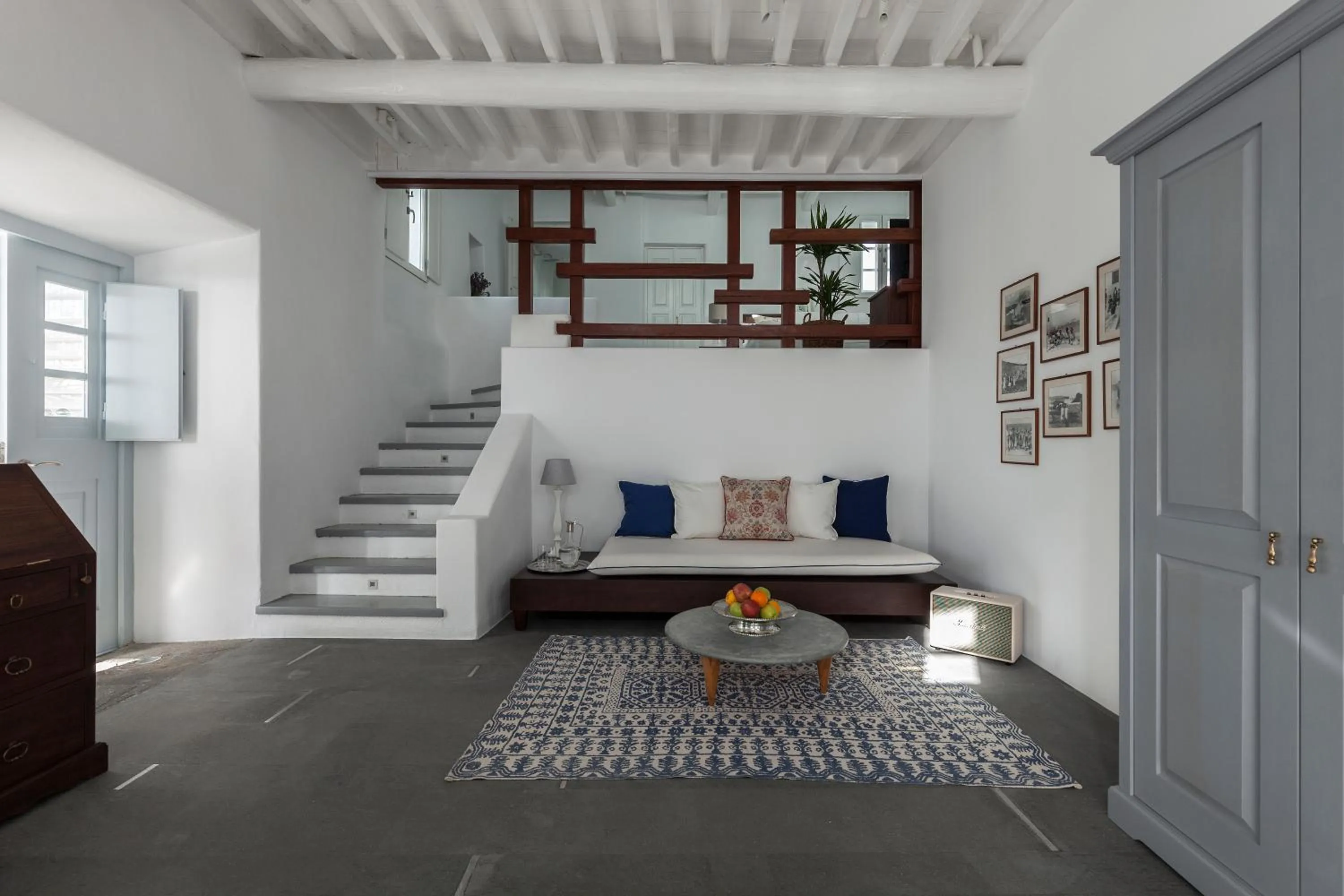 Living room in Belvedere Mykonos - Main Hotel - The Leading Hotels of the World