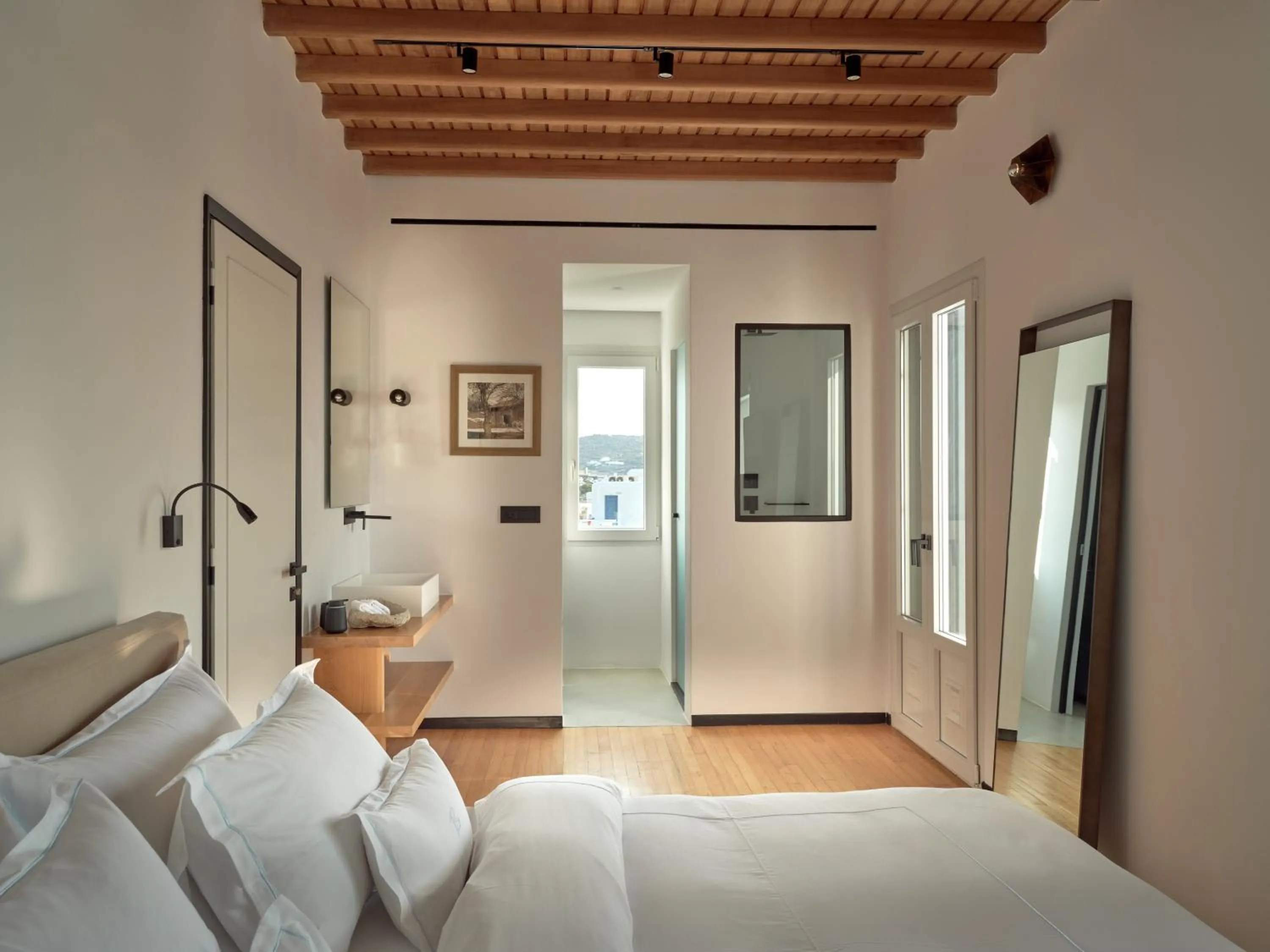 Photo of the whole room, Bed in Belvedere Mykonos - Main Hotel - The Leading Hotels of the World