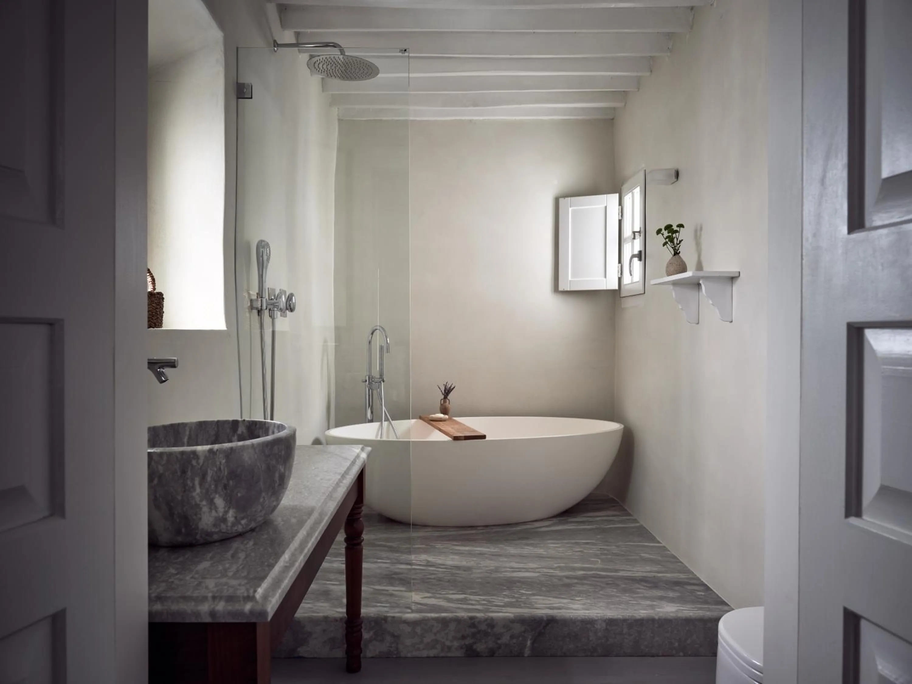 Bathroom in Belvedere Mykonos - Main Hotel - The Leading Hotels of the World