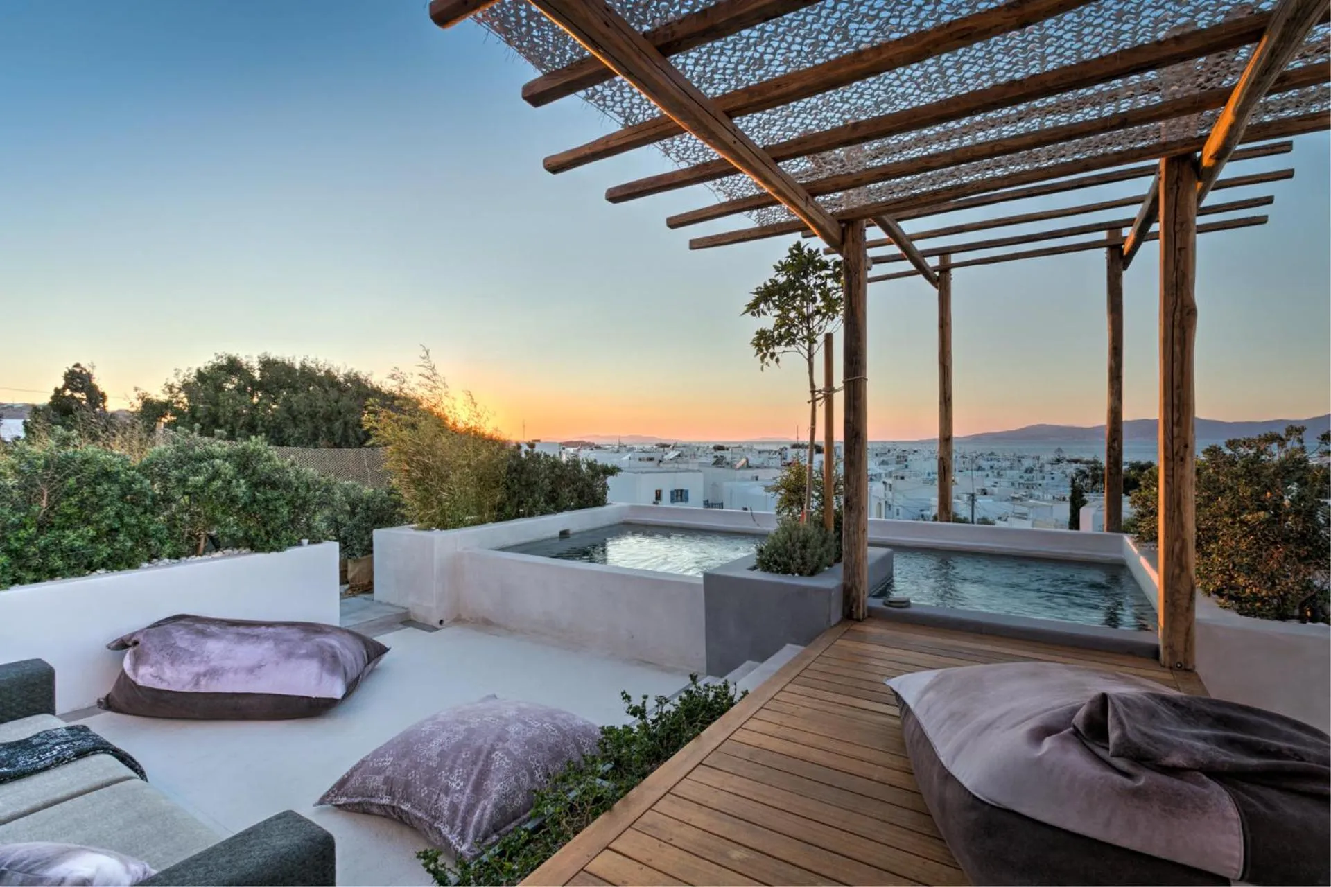 Swimming pool in Belvedere Mykonos - Main Hotel - The Leading Hotels of the World