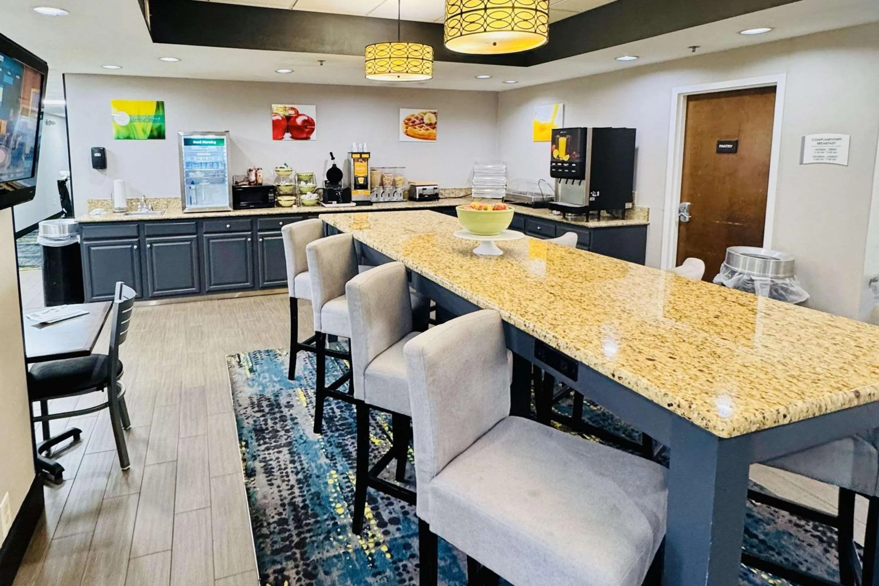 Breakfast in Quality Inn Danville - University Area