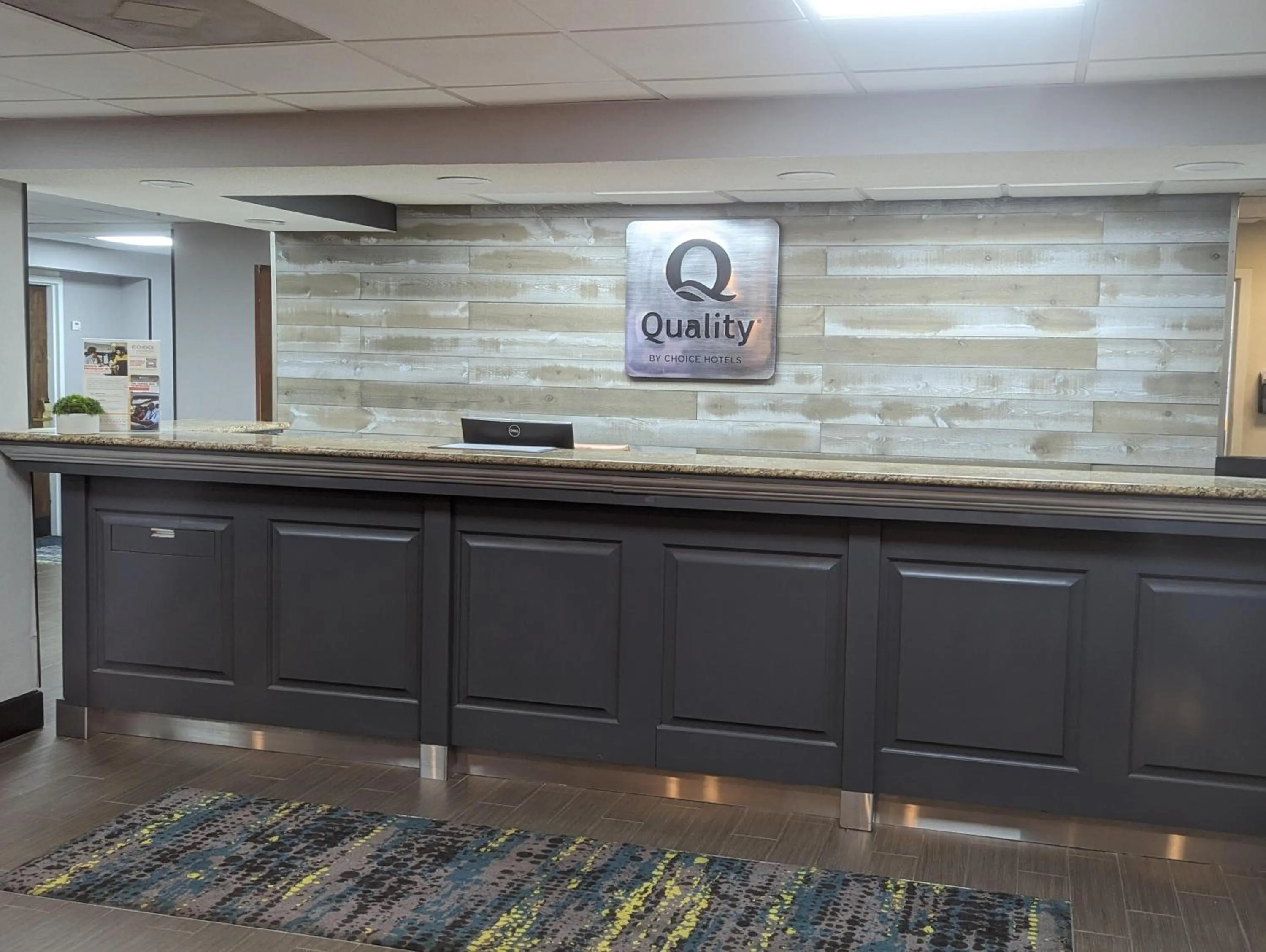 Lobby or reception in Quality Inn Danville - University Area