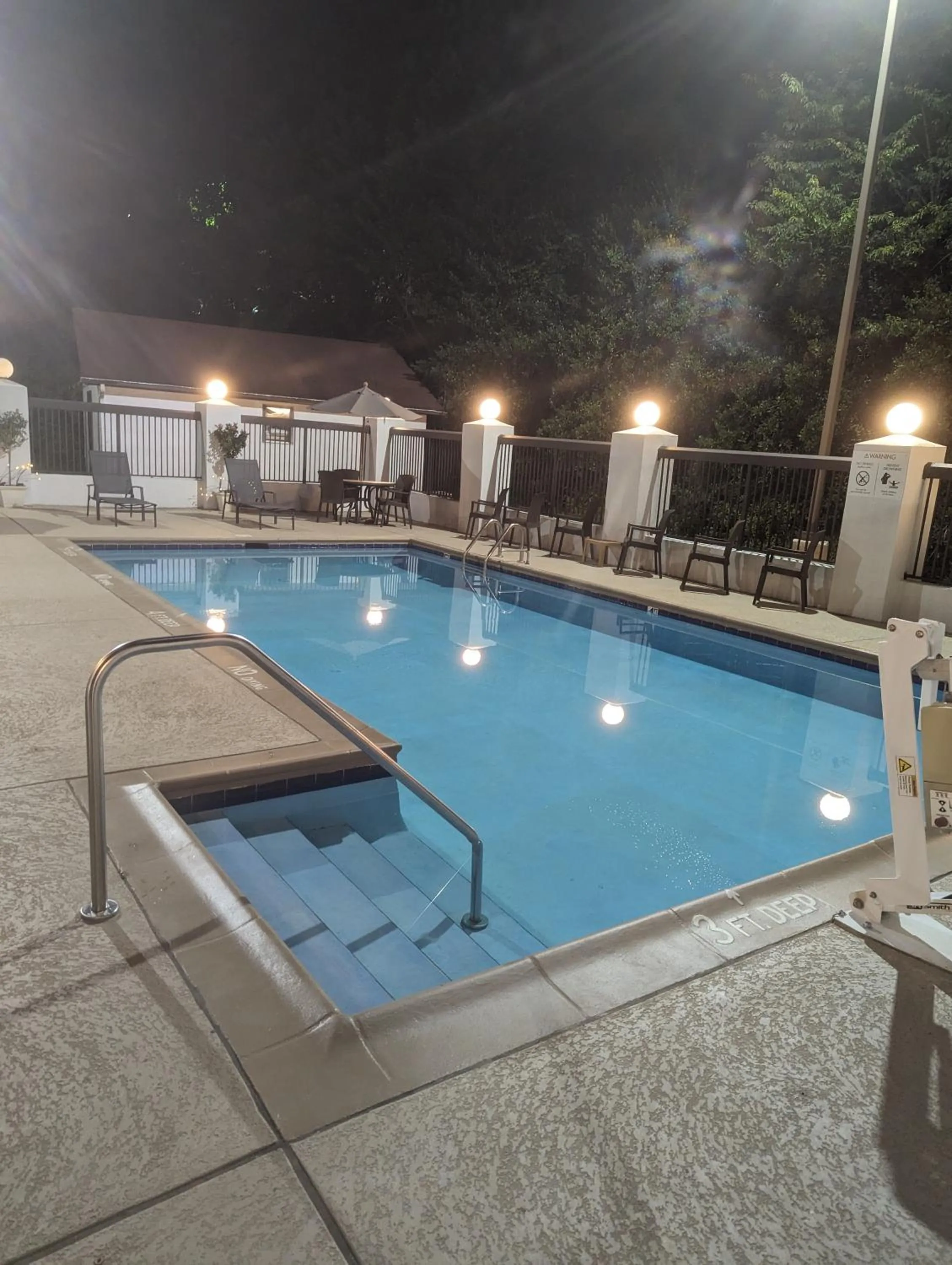 Night in Quality Inn Danville - University Area