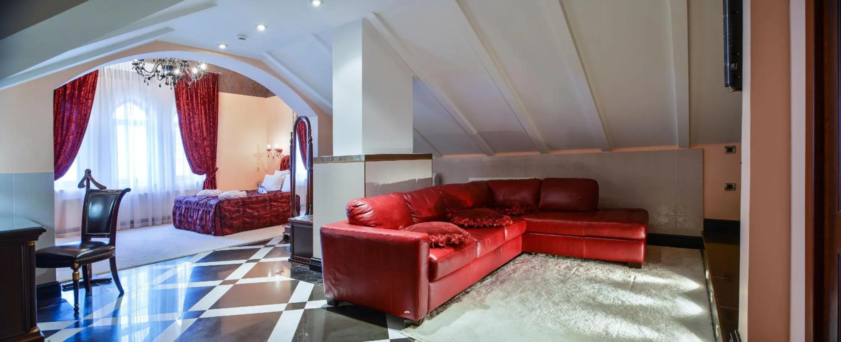 Large Double Room in La Gioconda Boutique Hotel