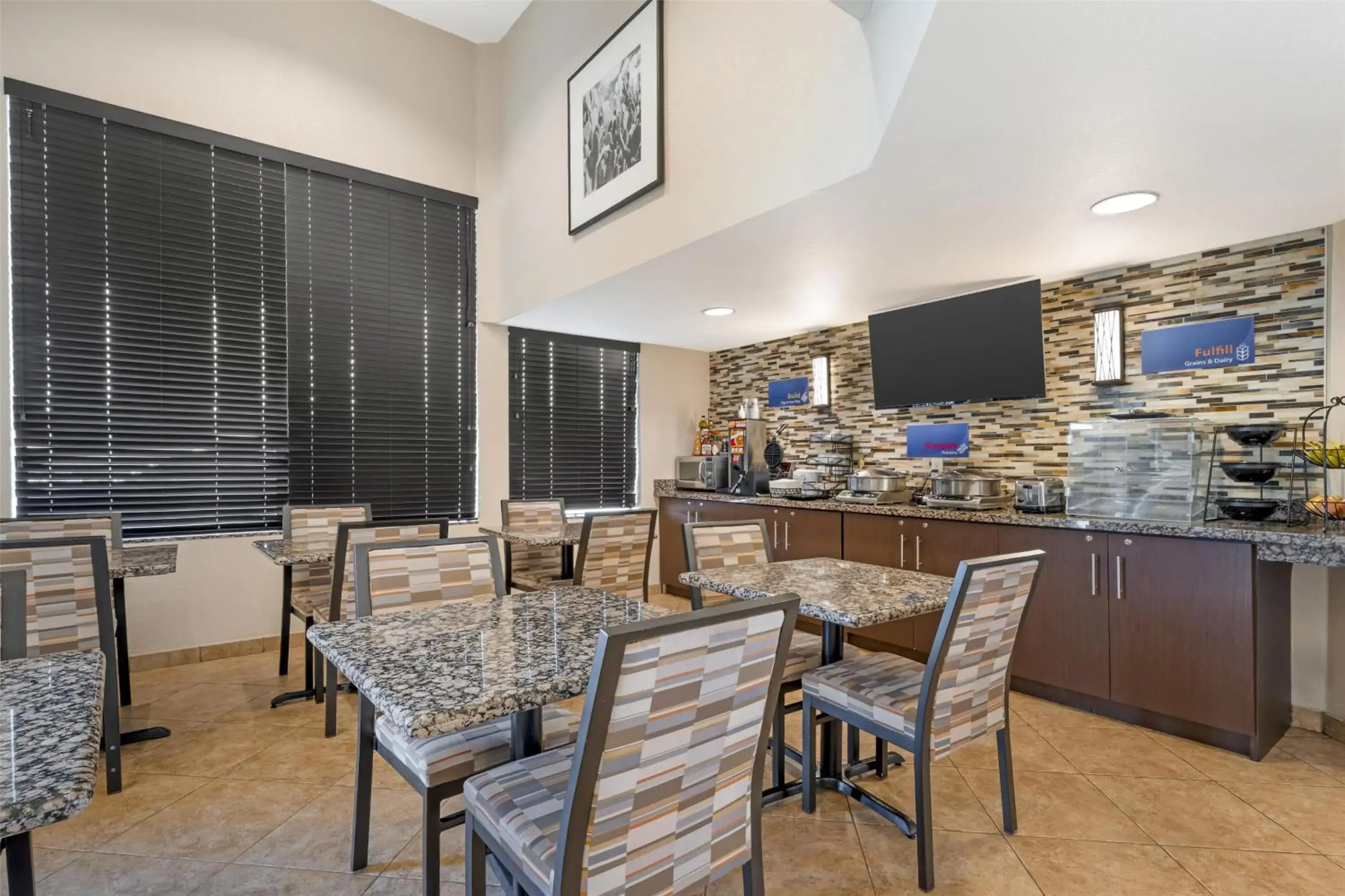 Breakfast in Best Western Inn of Chandler Breakfast in Best Western Inn of Chandler