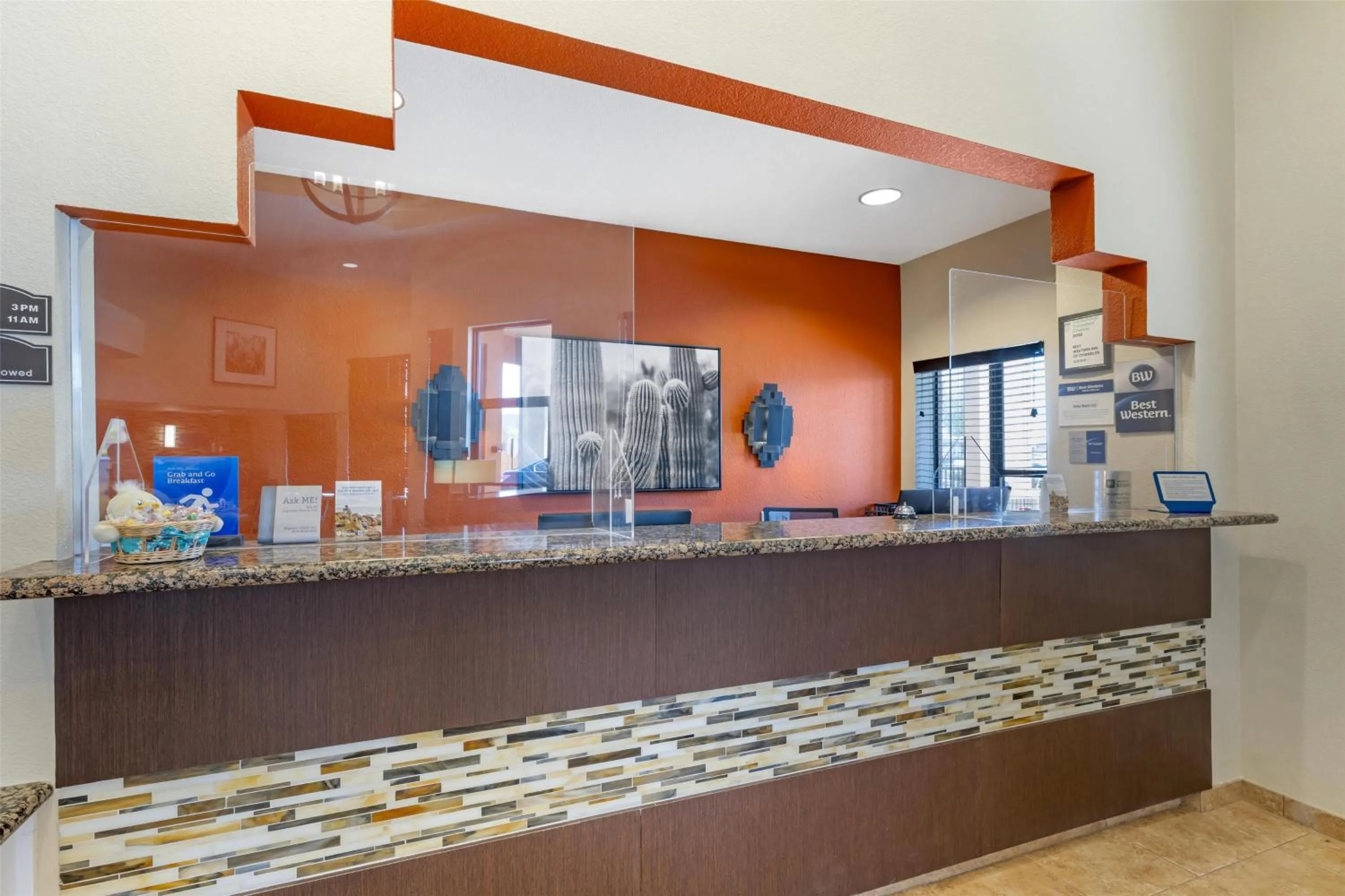 Lobby or reception in Best Western Inn of Chandler