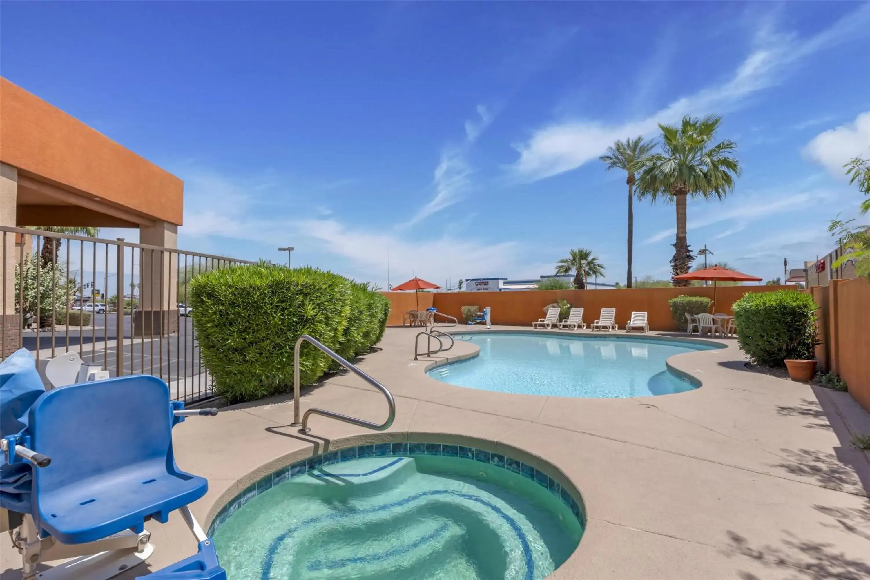 Pool view in Best Western Inn of Chandler Pool view in Best Western Inn of Chandler