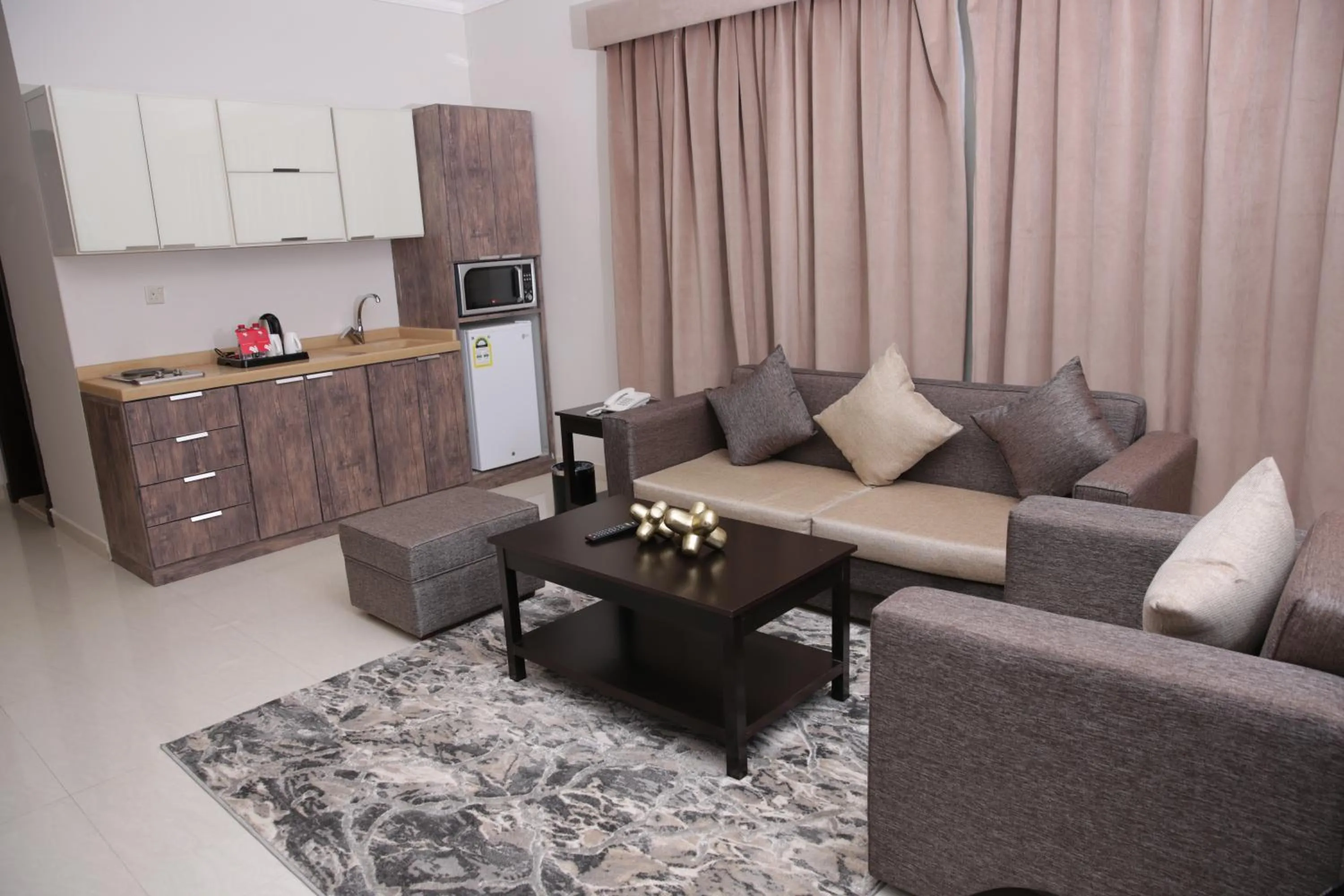 Kitchen or kitchenette in Nasima Serviced Apartments - Economy