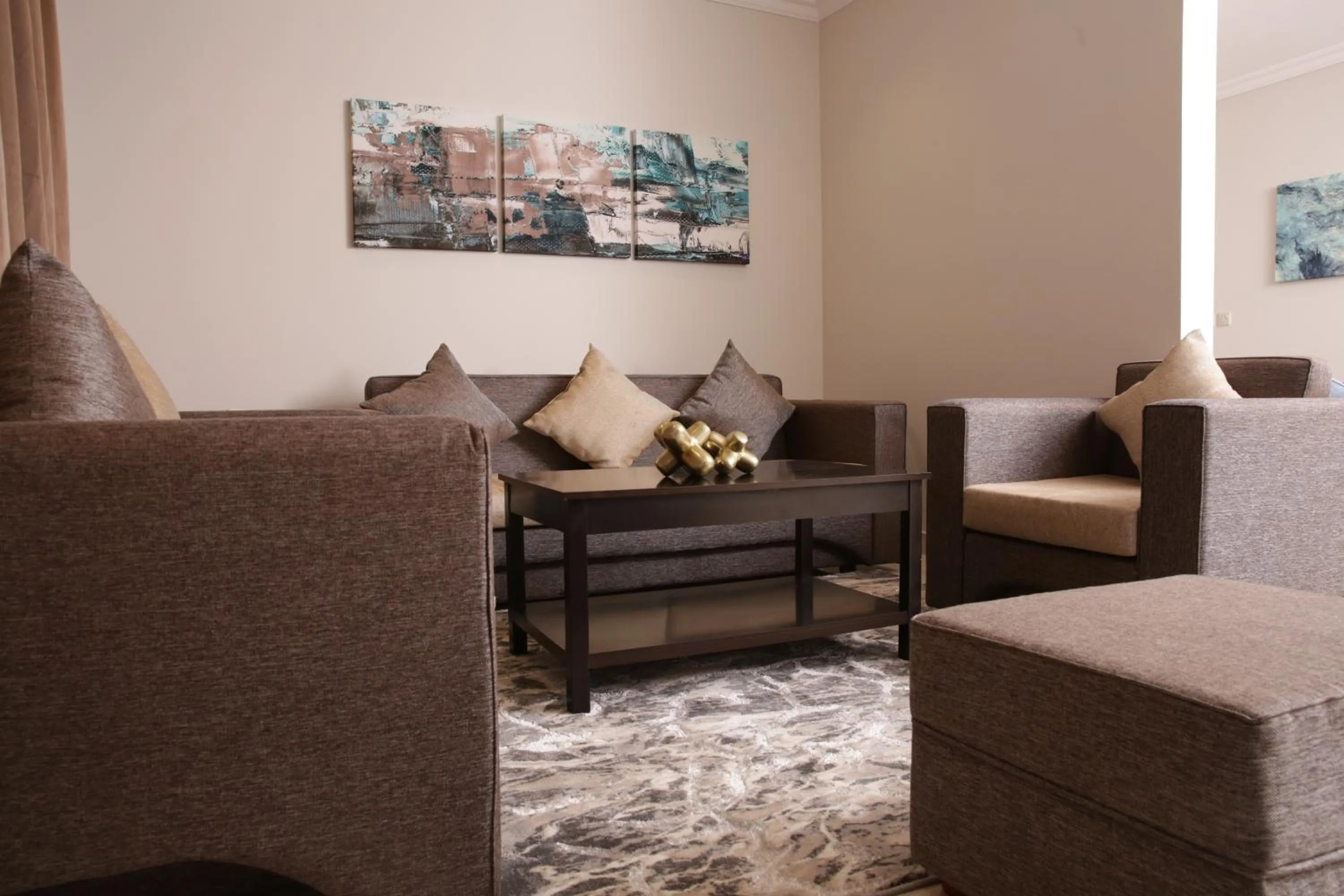 Living room in Nasima Serviced Apartments - Economy