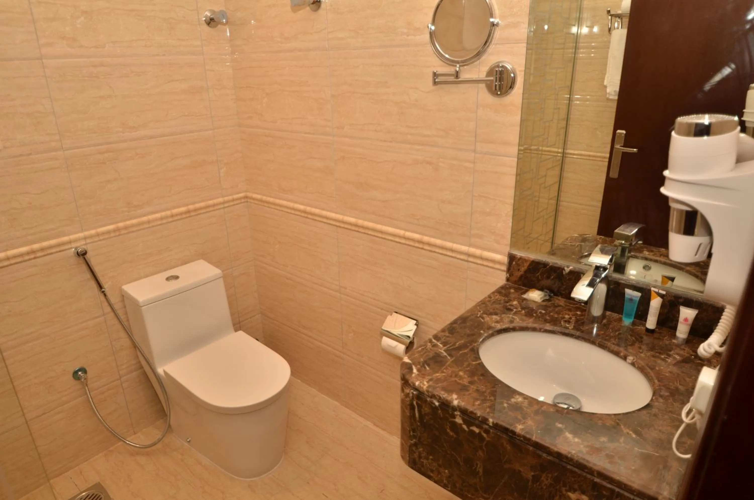 Shower in Nasima Serviced Apartments - Economy