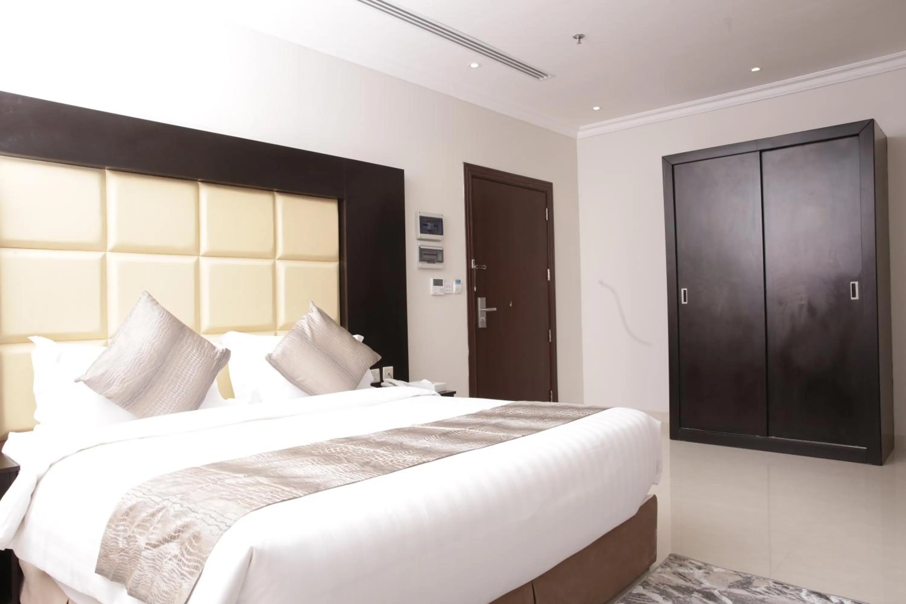 Bed in Nasima Serviced Apartments - Economy