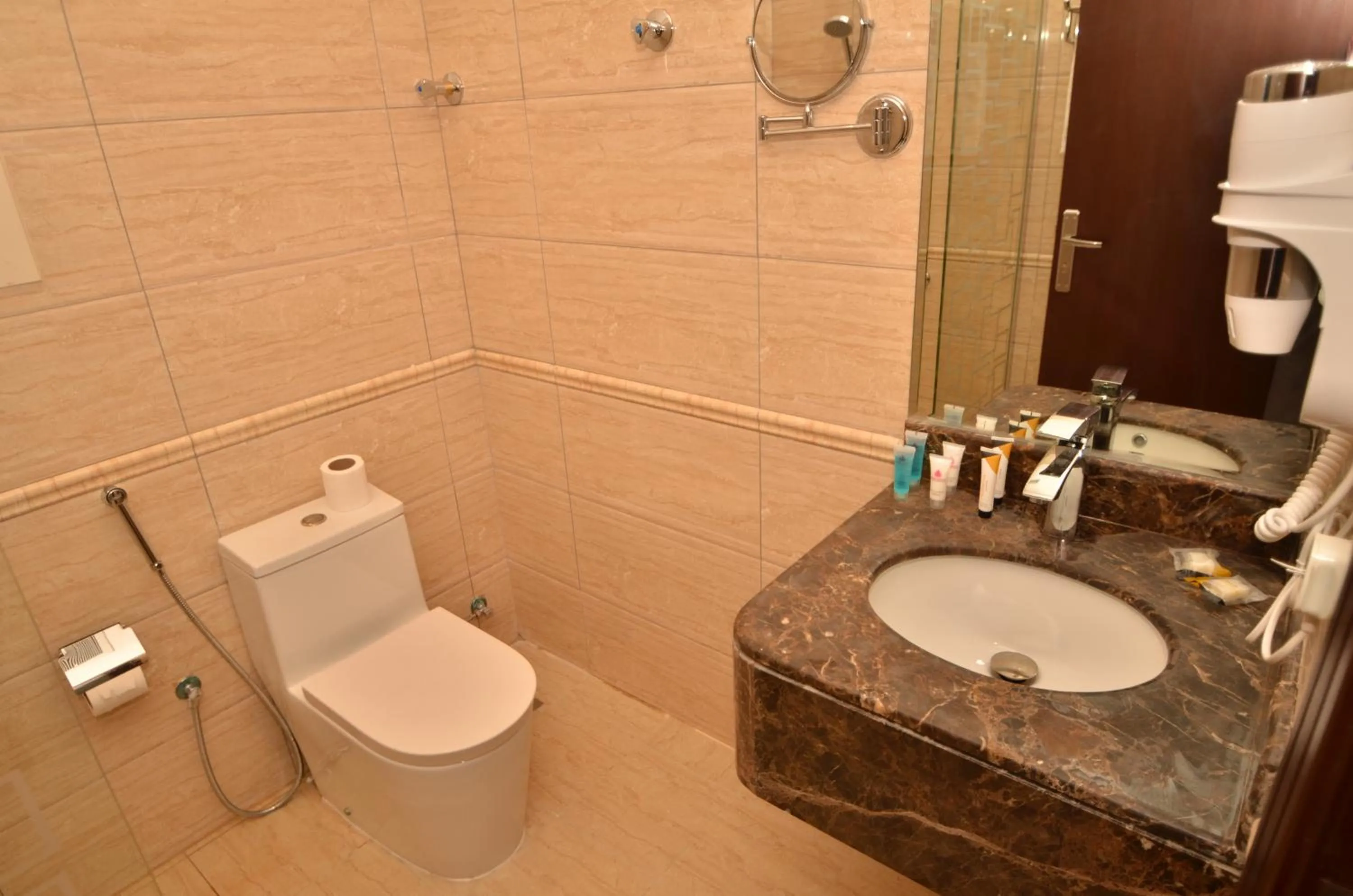 Shower in Nasima Serviced Apartments - Economy