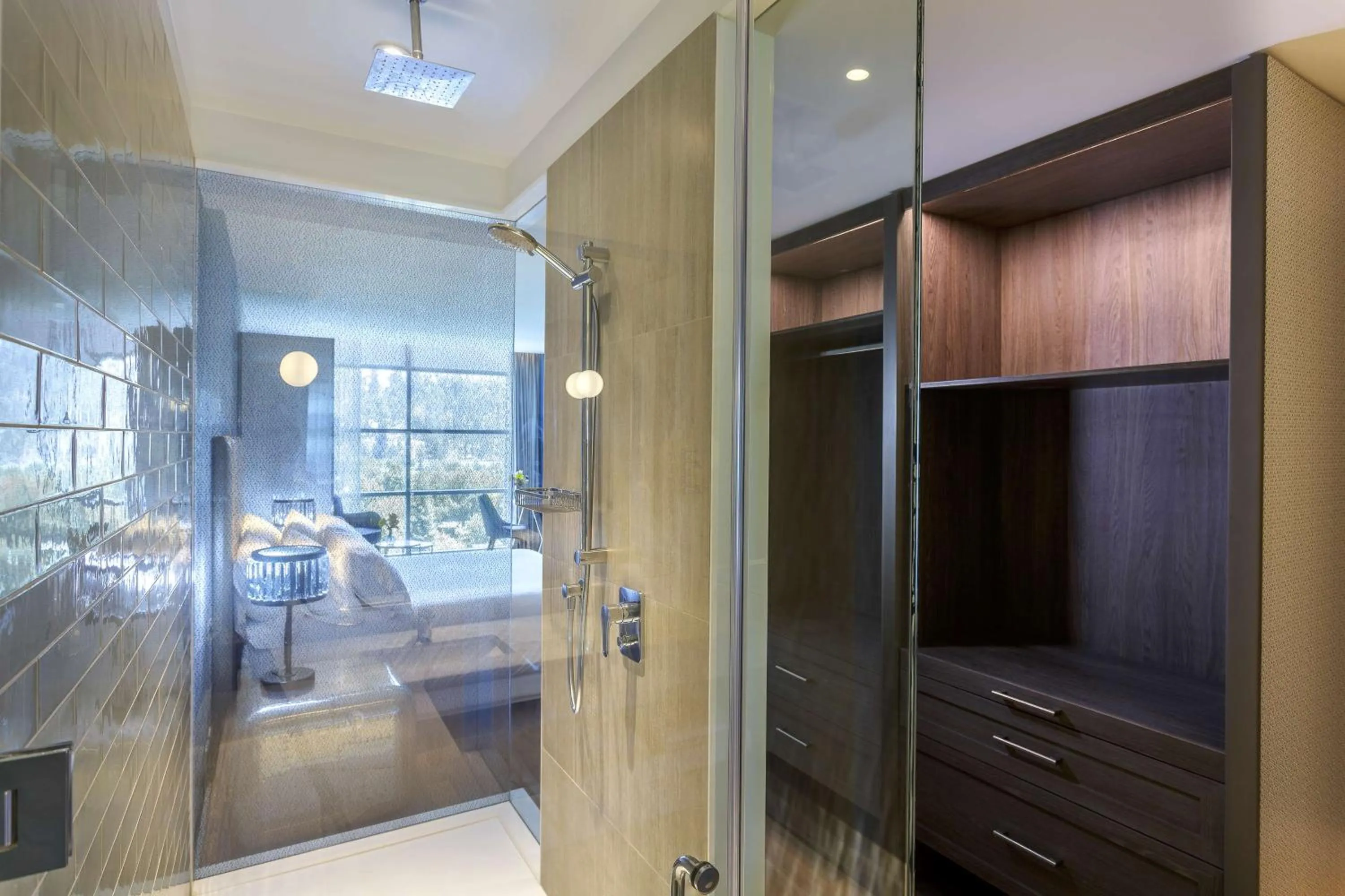 Bathroom, Bed in NH Collection Santiago Casacostanera