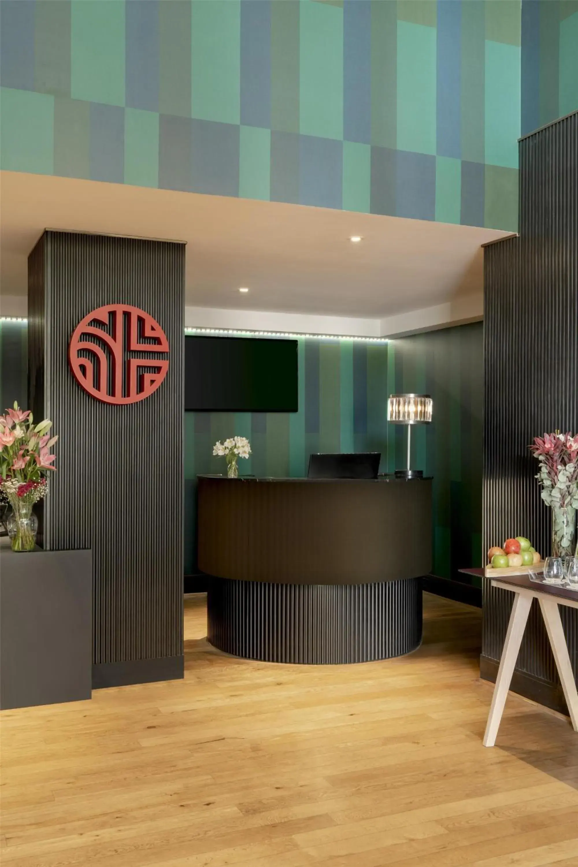 Lobby or reception in NH Collection Santiago Casacostanera Lobby or reception in NH Collection Santiago Casacostanera