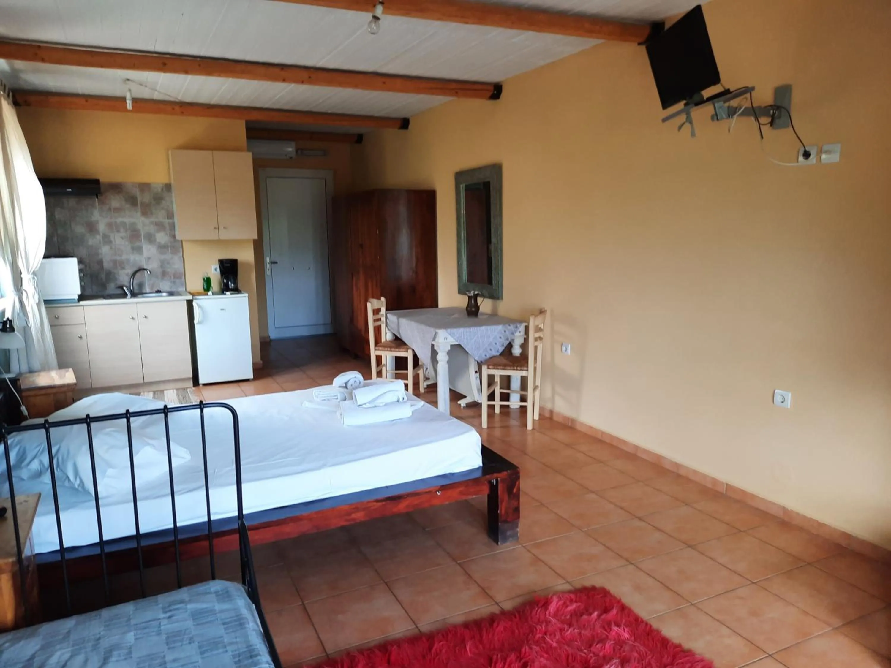 Bed in O Xenonas Ton Mylon