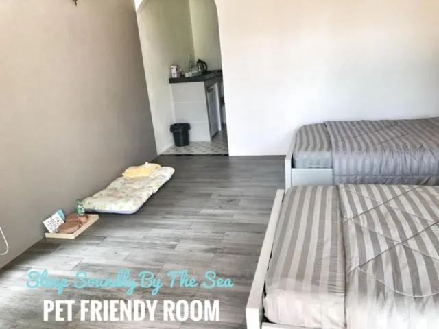 Bed in Sleep Soundly By The Sea