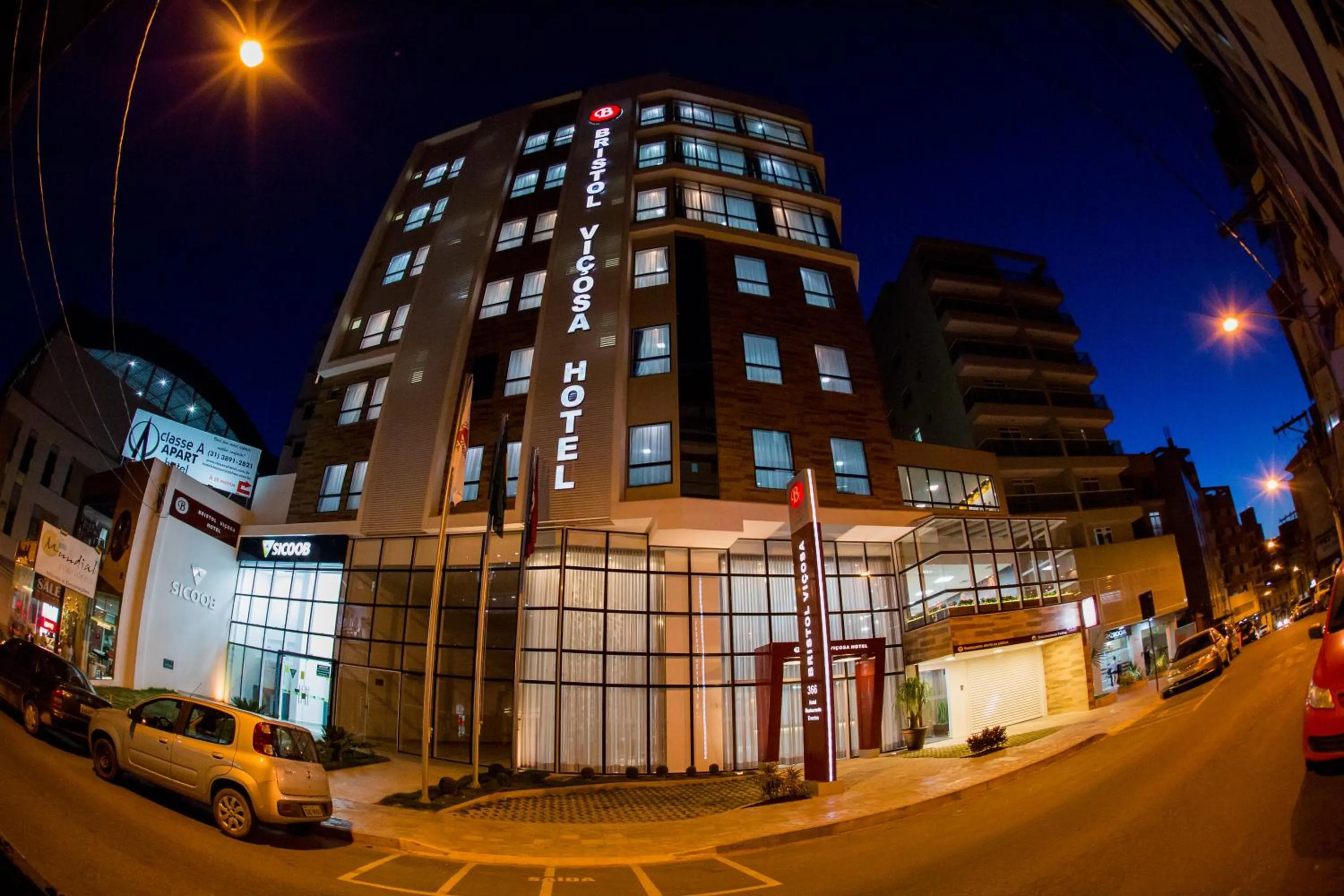 Property building in Bristol Viçosa Hotel