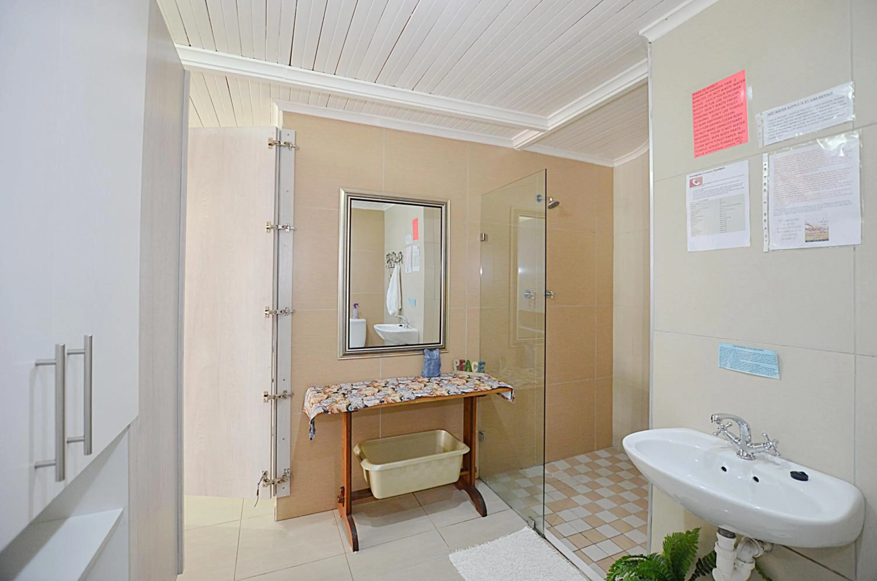 Arum Field Accommodation