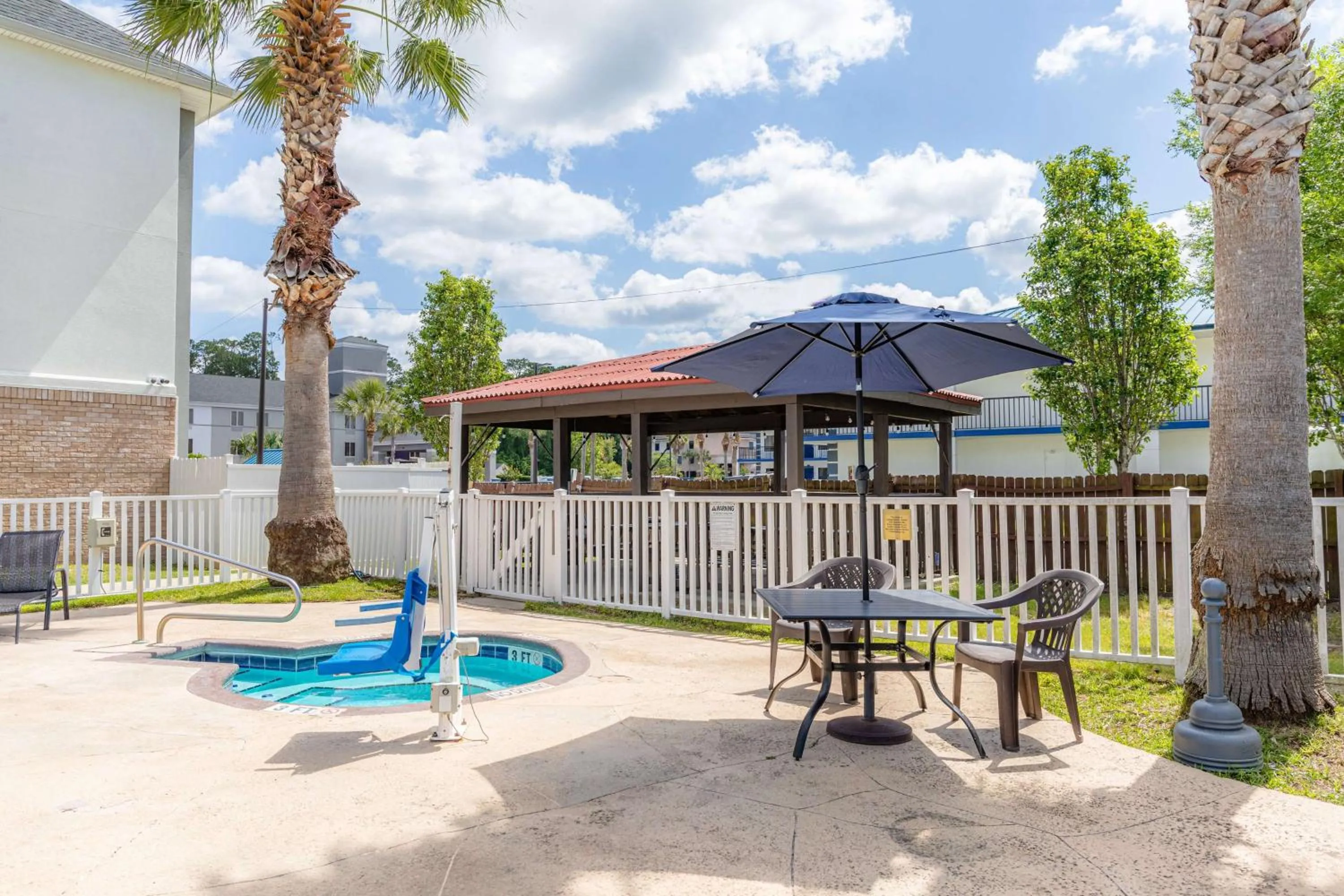 Hot Tub in Microtel Inn & Suites by Wyndham Kingsland Naval Base I-95