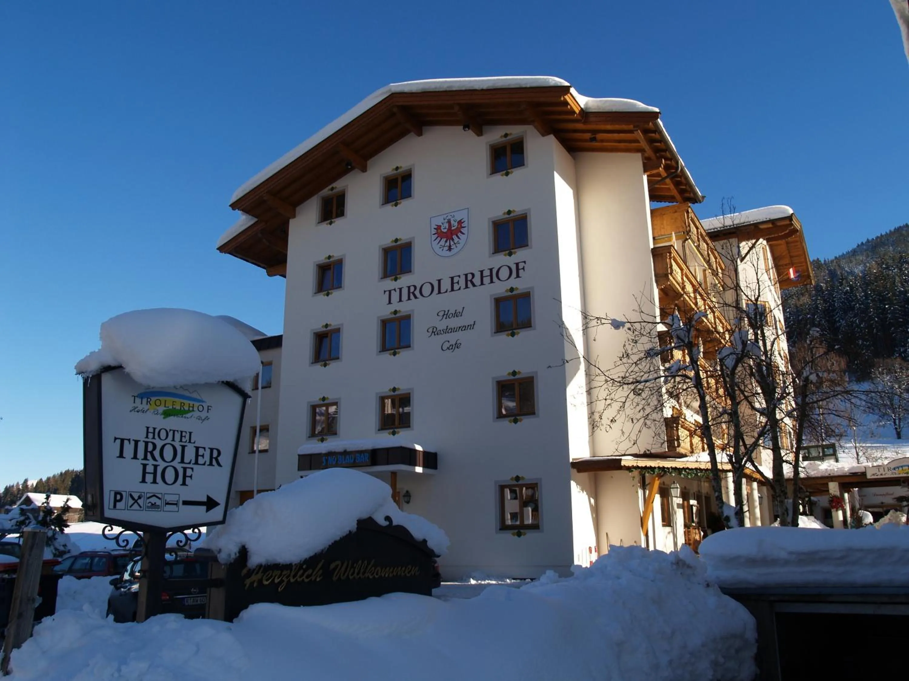 Facade/entrance in Landhotel Tirolerhof - Wildschönau - PREMIUM Card im Sommer
