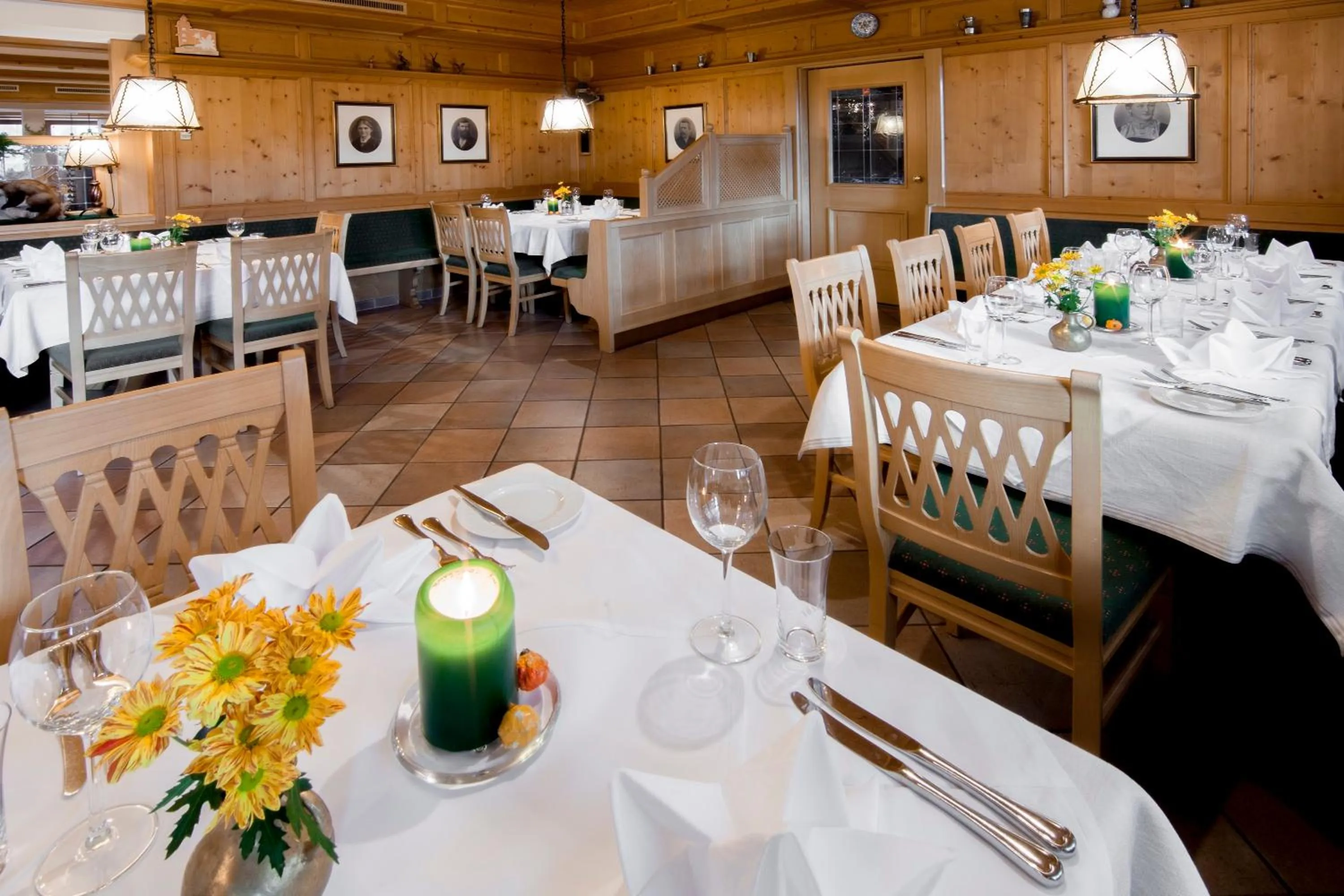 Restaurant/places to eat in Landhotel Tirolerhof - Wildschönau - PREMIUM Card im Sommer