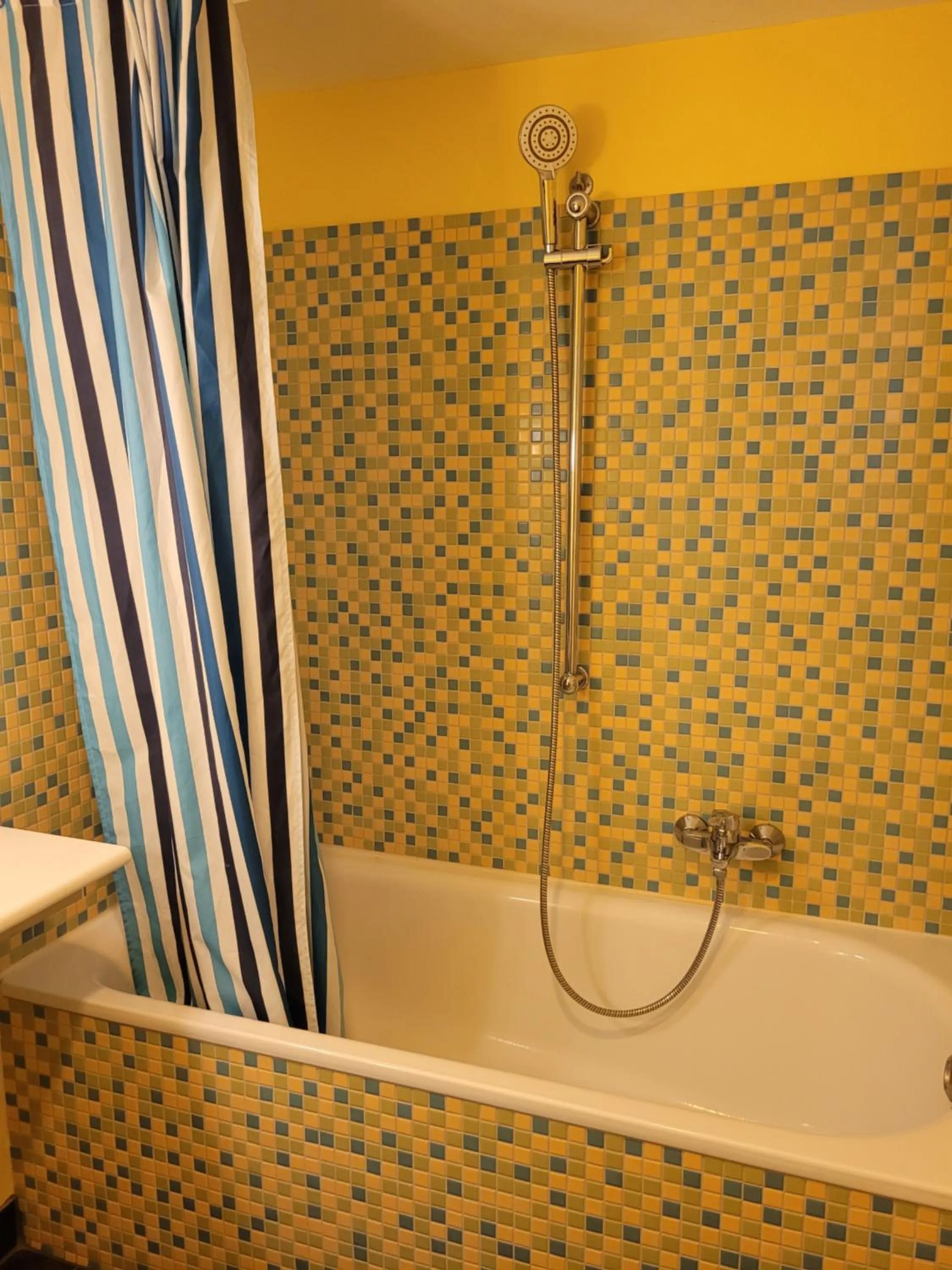 Bathroom in NP Hotel Schweriner Hof