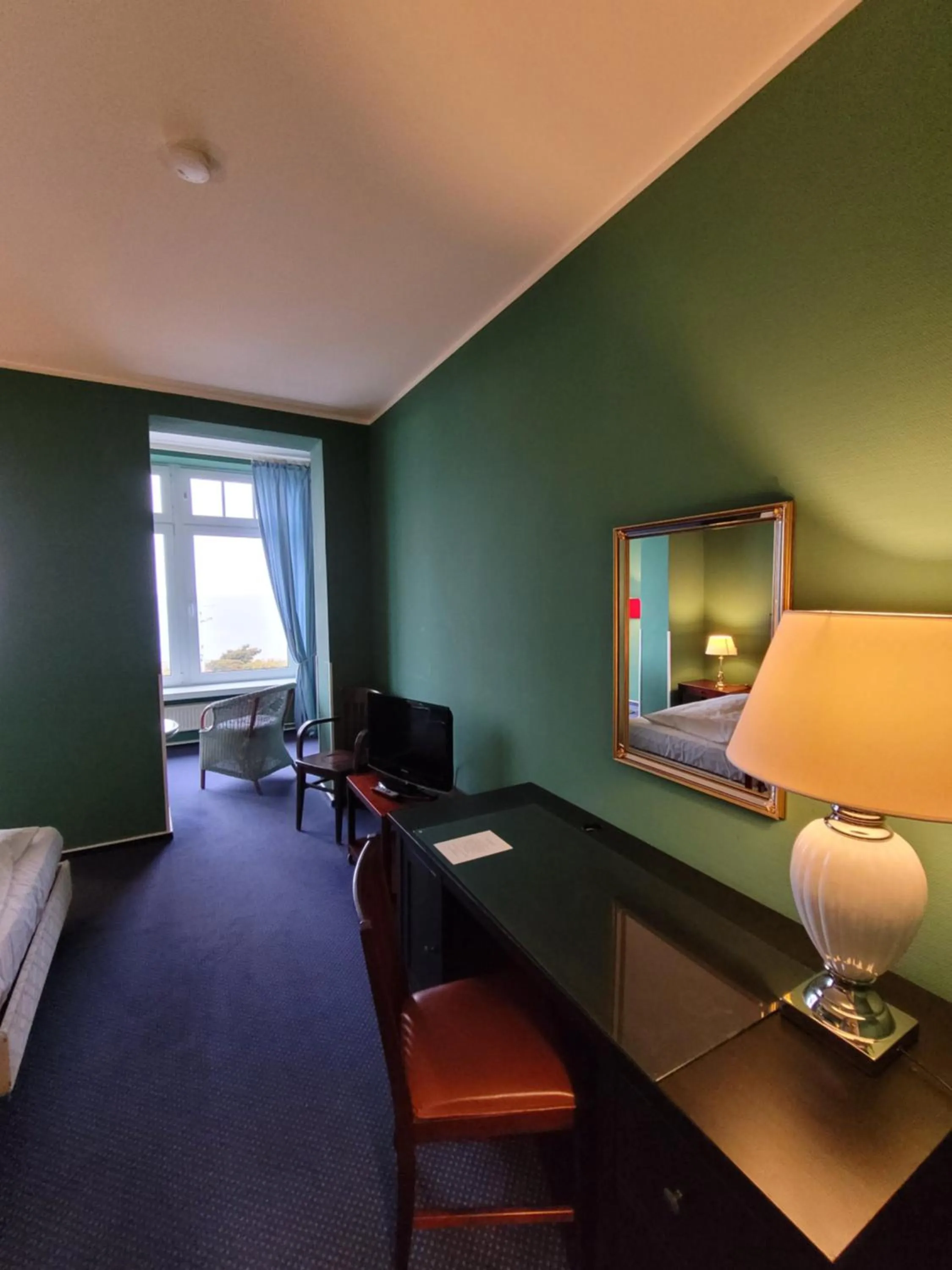 Photo of the whole room, Bed in NP Hotel Schweriner Hof