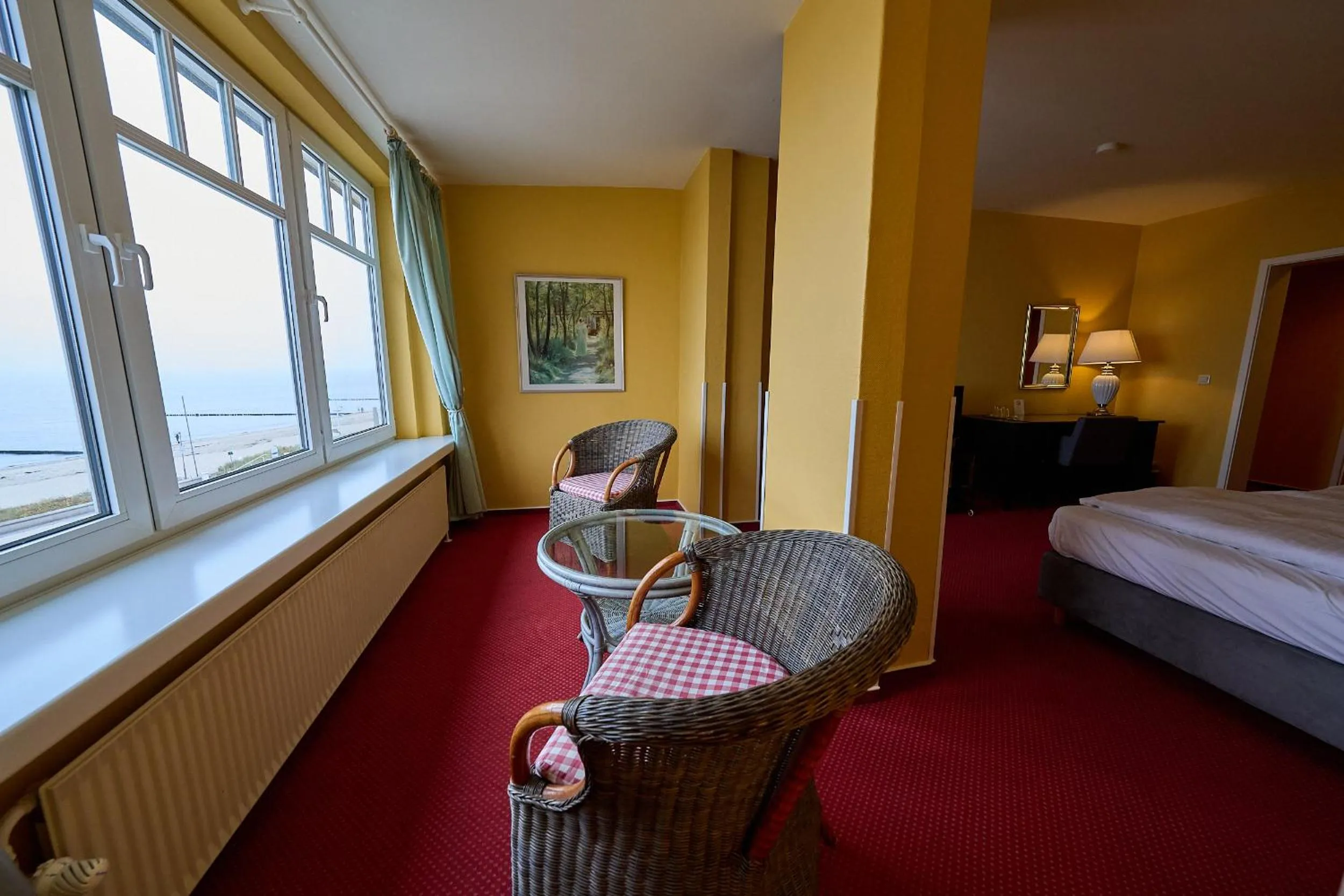 Seating area, Bed in NP Hotel Schweriner Hof