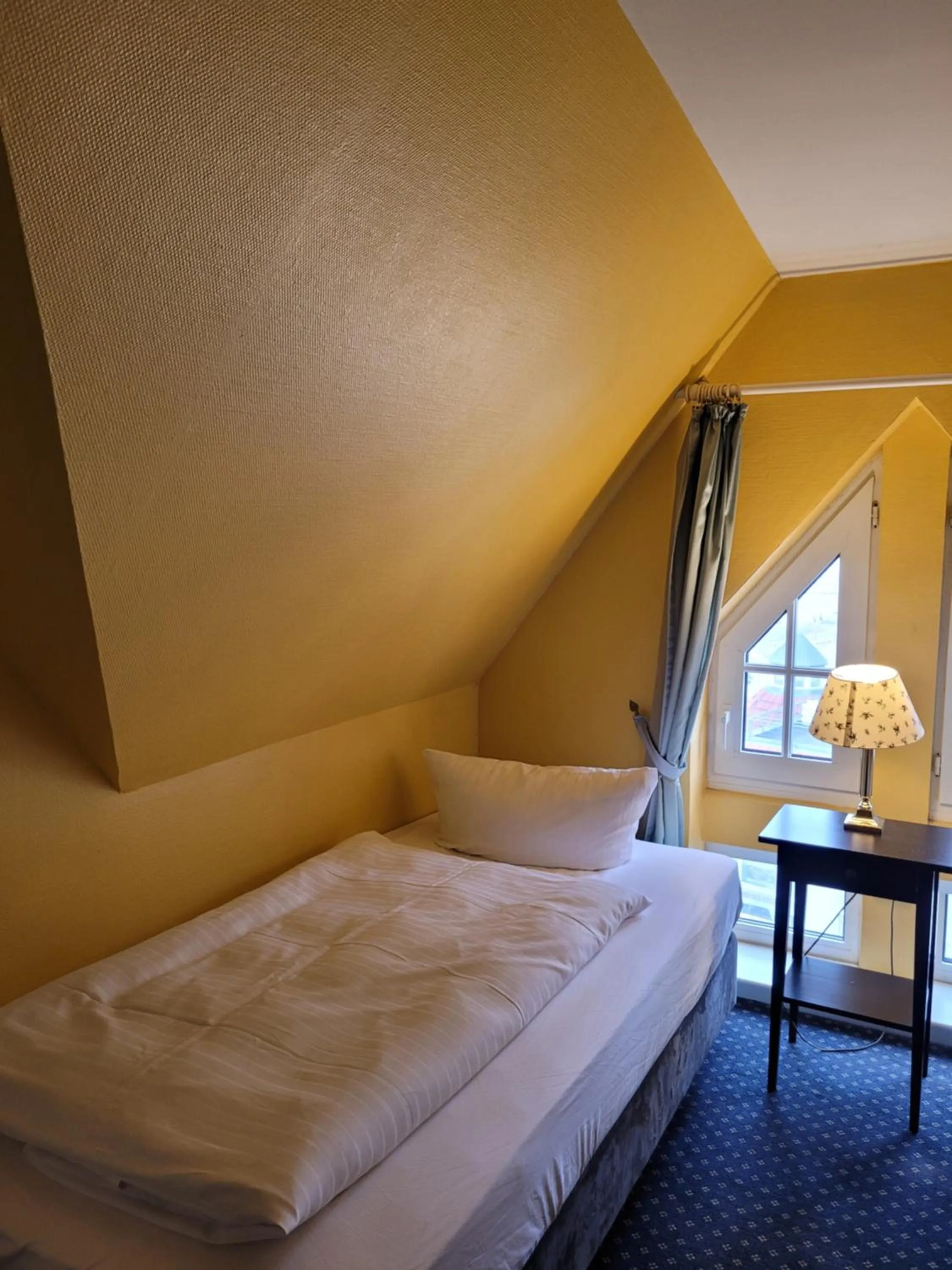 Photo of the whole room, Bed in NP Hotel Schweriner Hof