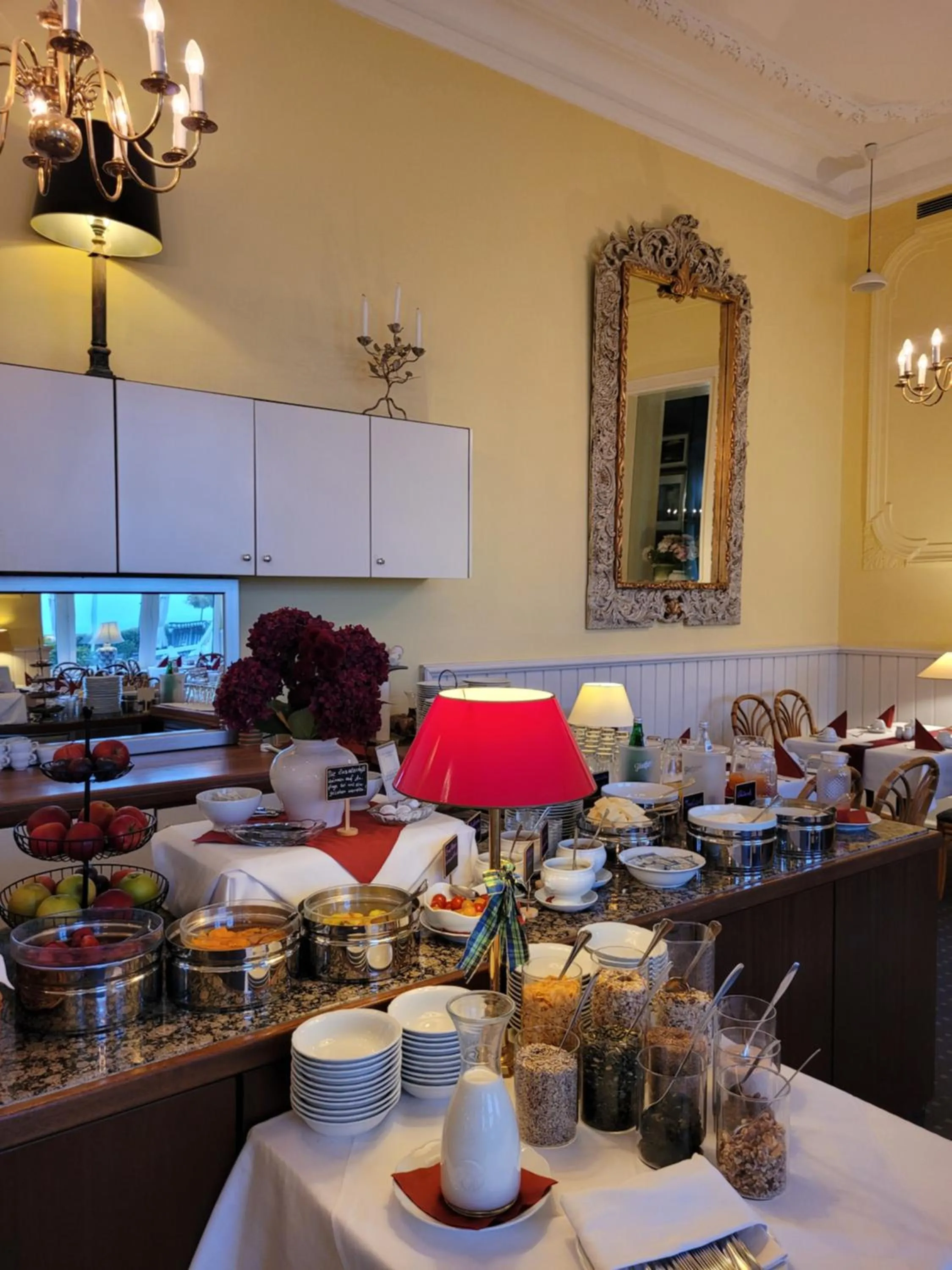 Breakfast in NP Hotel Schweriner Hof