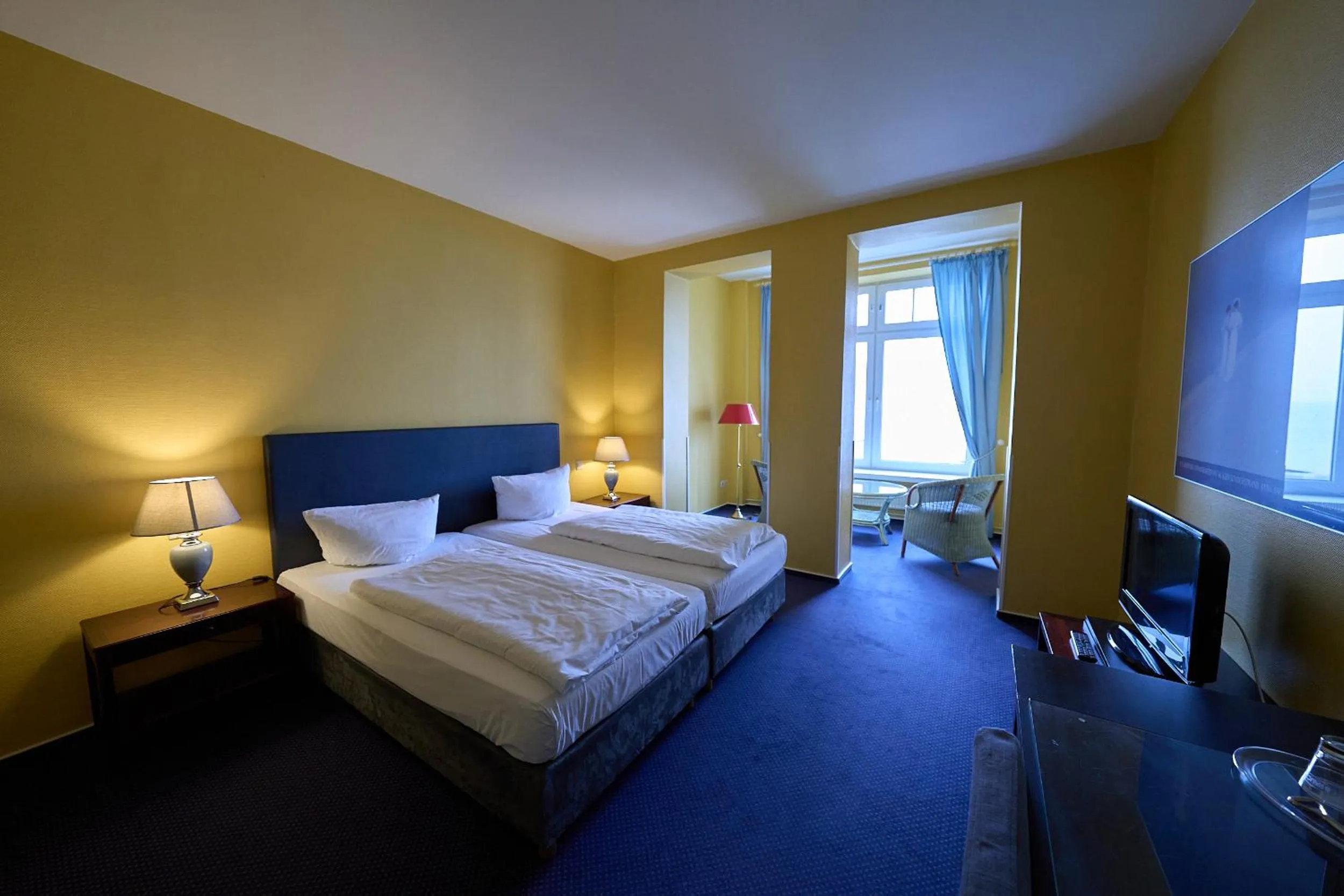 Photo of the whole room, Bed in NP Hotel Schweriner Hof