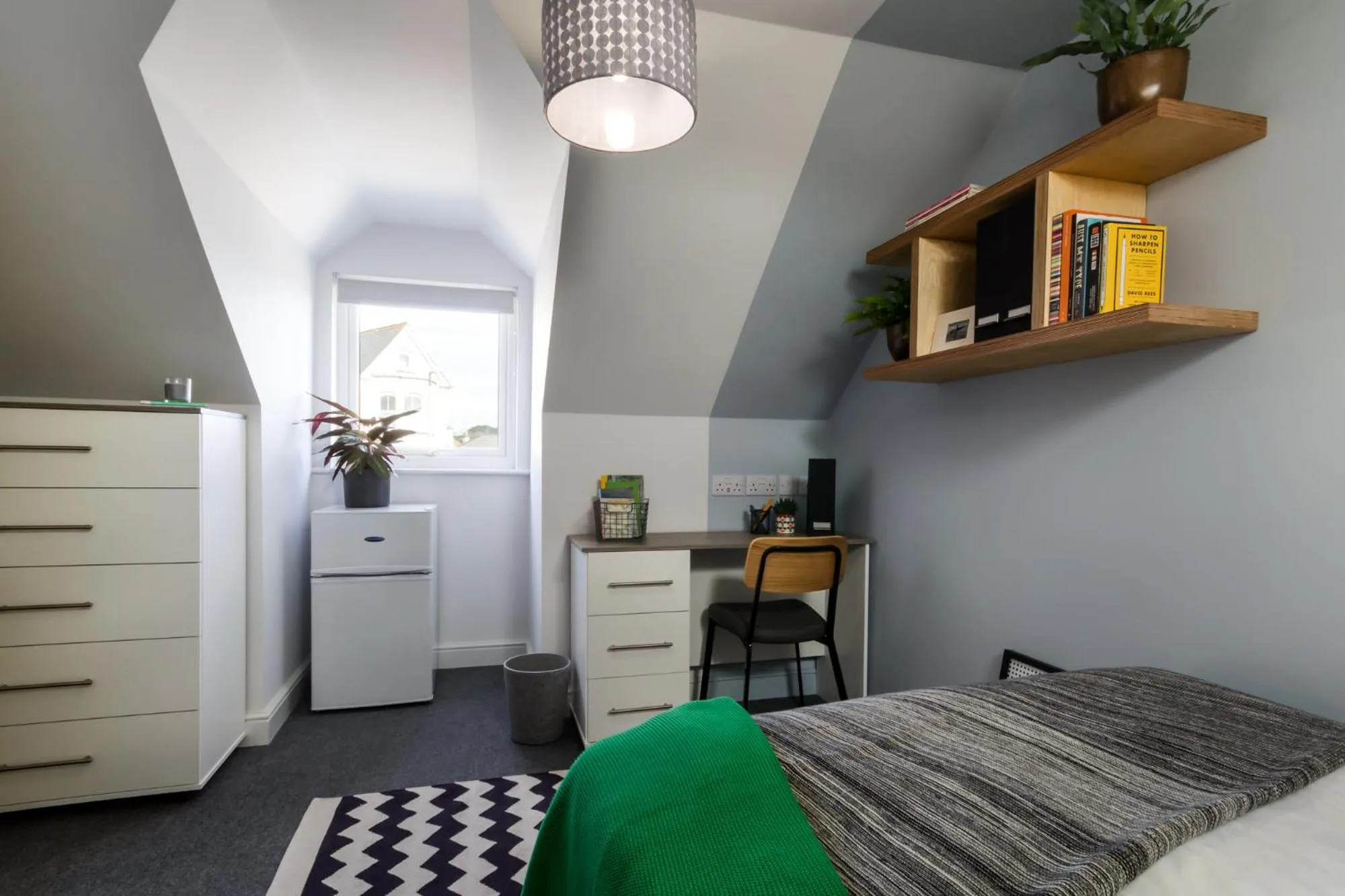 Bed in Roseland House