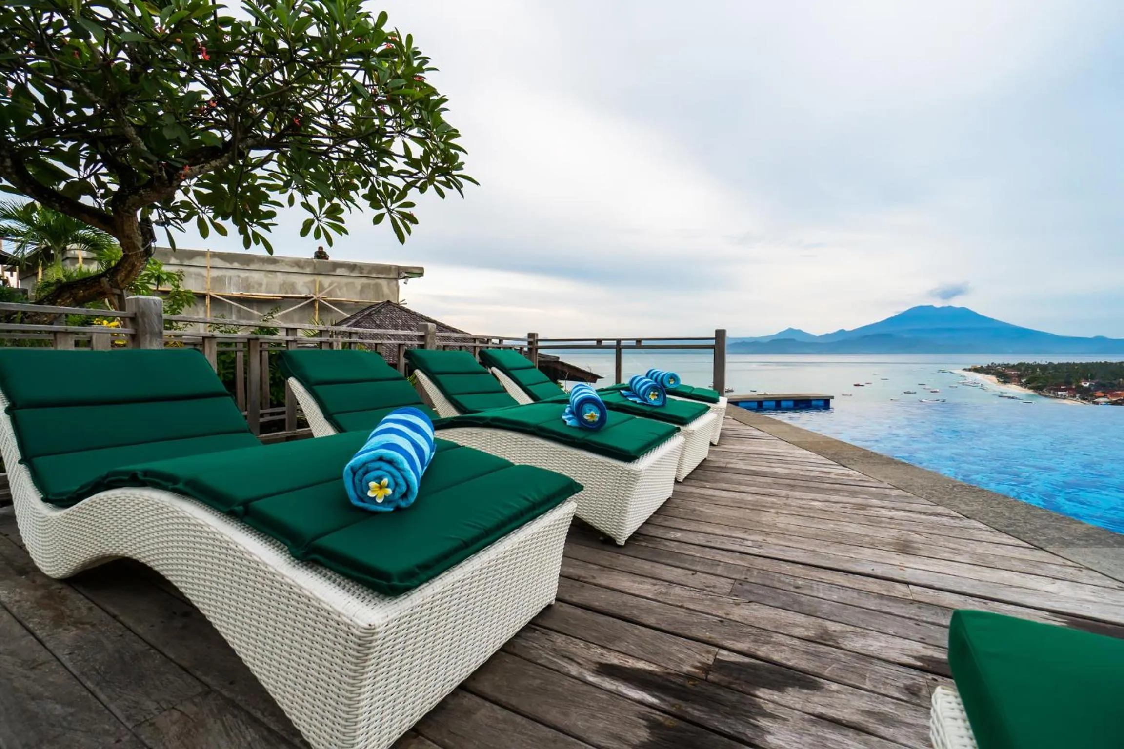 Mountain view in Jenggala Hill