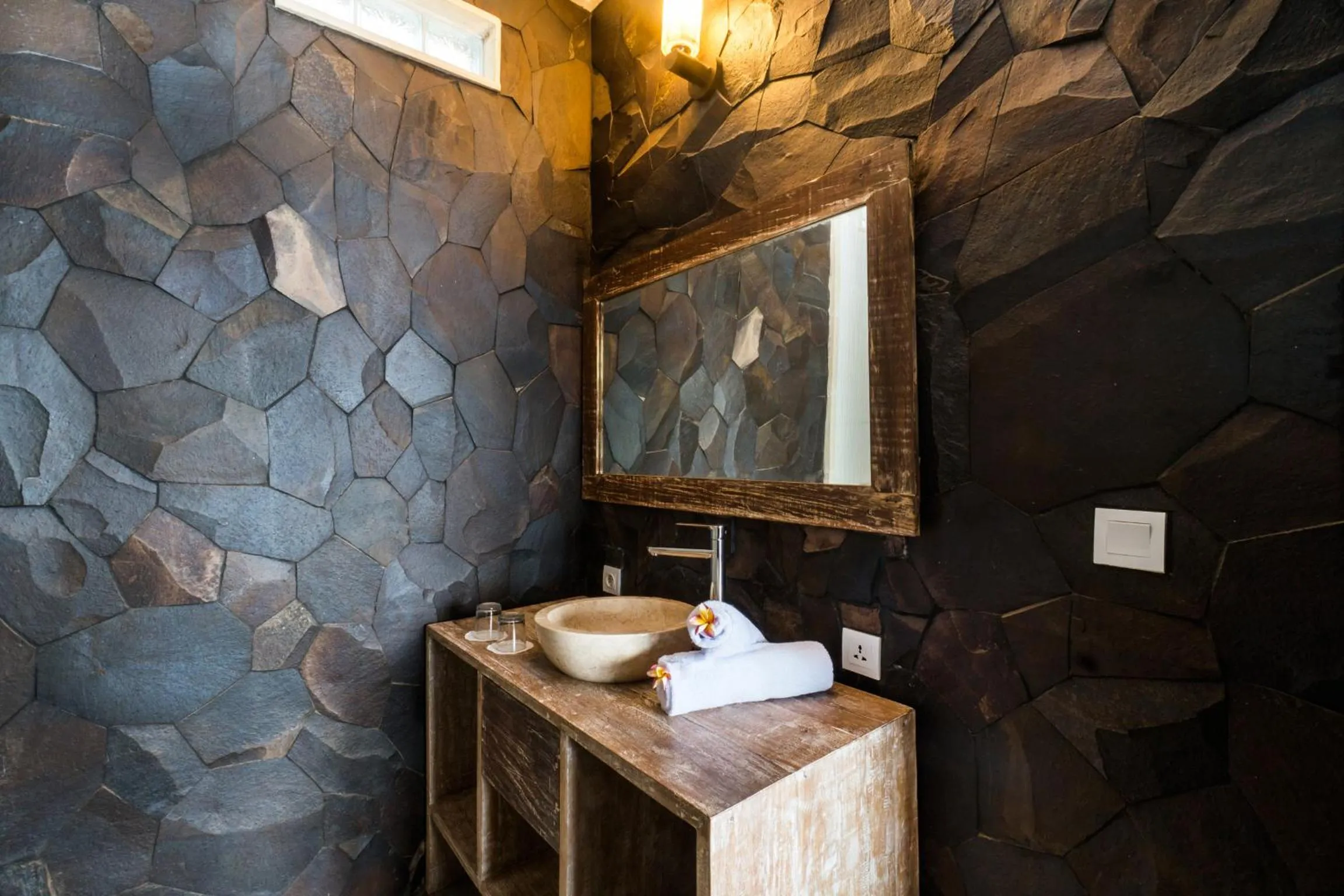 Bathroom in Jenggala Hill
