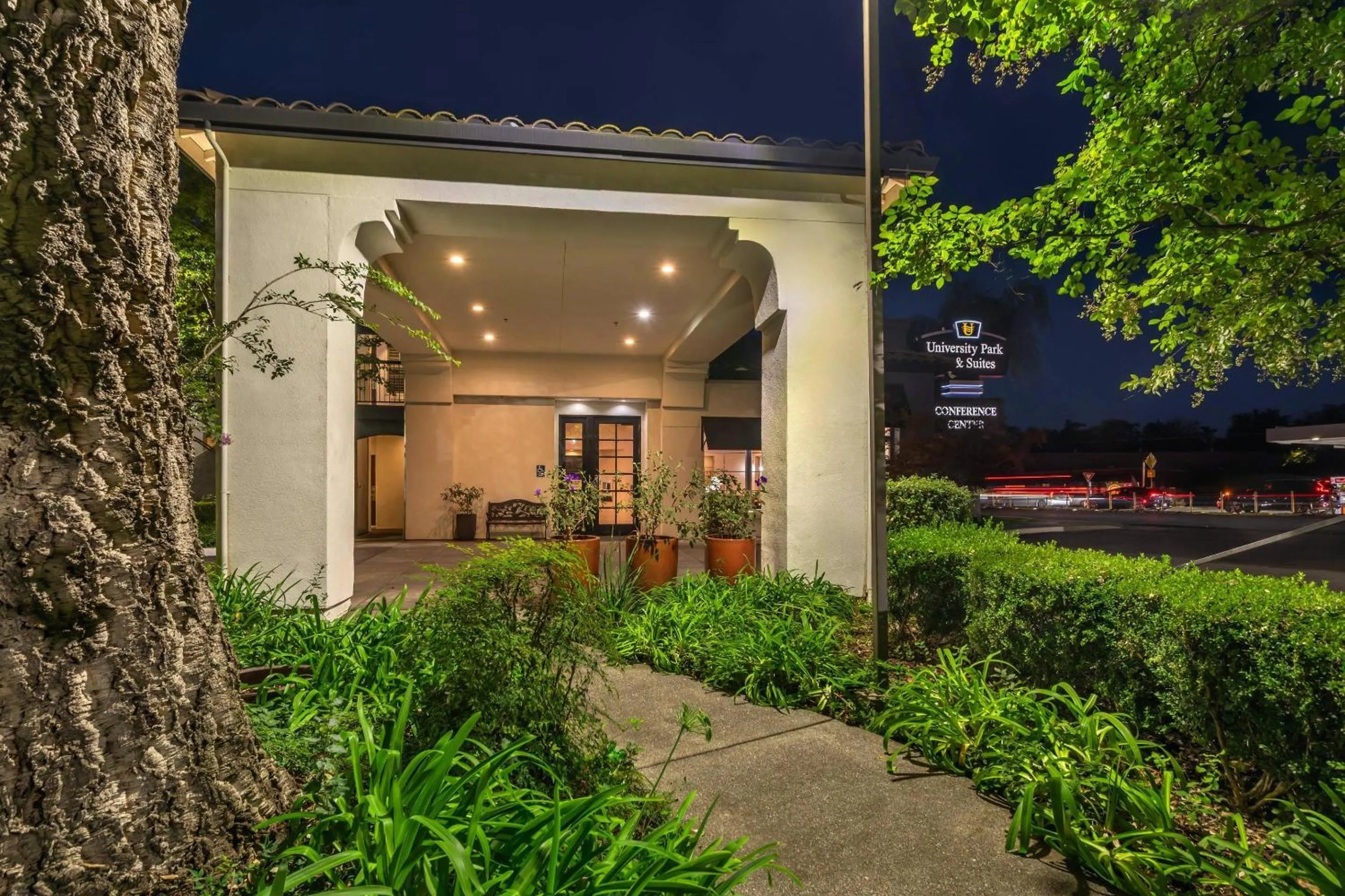 Property building in University Park Inn & Suites, an Ascend Collection Hotel