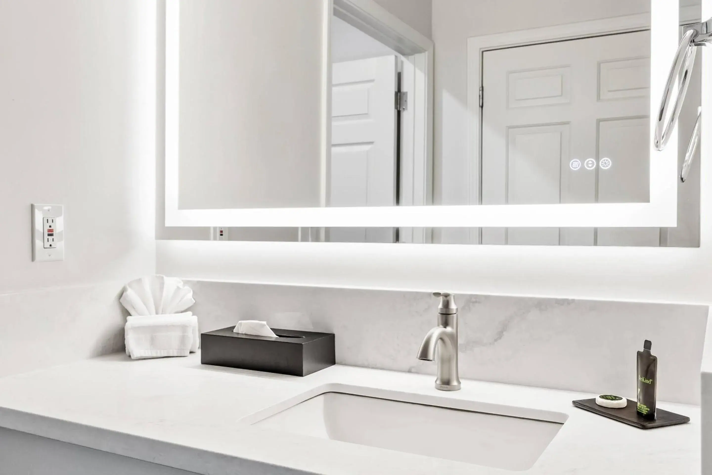 Bedroom in University Park Inn & Suites, an Ascend Collection Hotel Bedroom in University Park Inn & Suites, an Ascend Collection Hotel