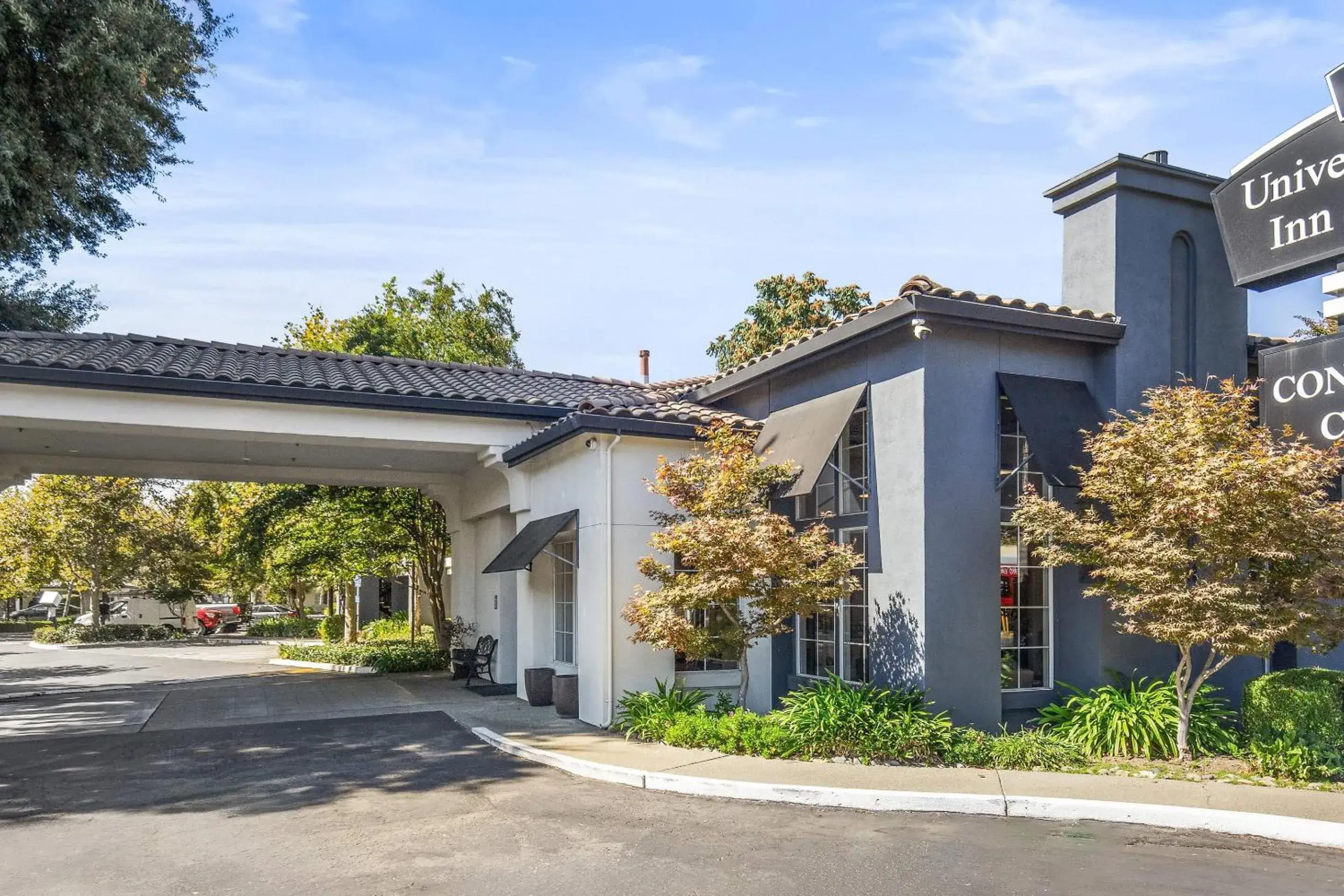 Property building in University Park Inn & Suites, an Ascend Collection Hotel Property building in University Park Inn & Suites, an Ascend Collection Hotel