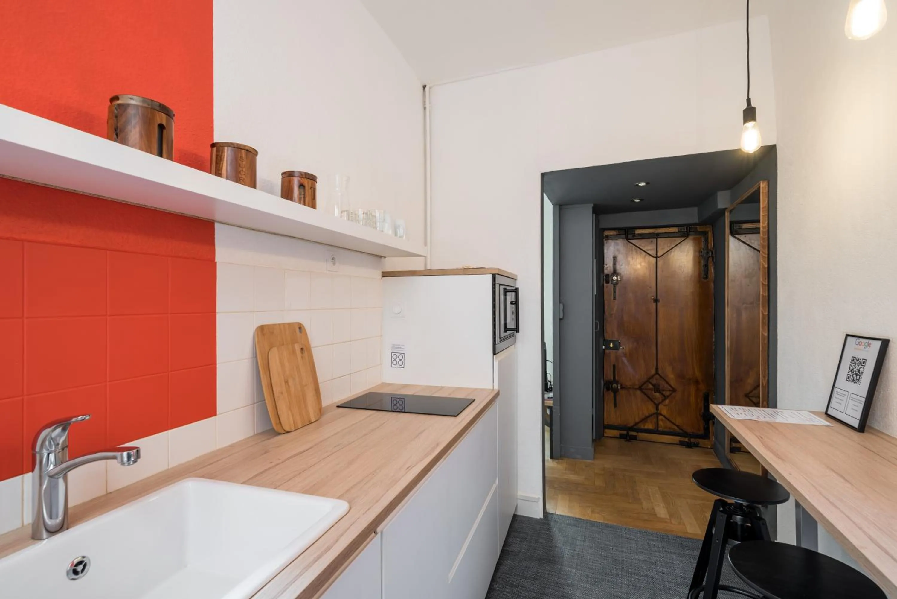 Kitchen or kitchenette in Honorê - Suite Trois Maries